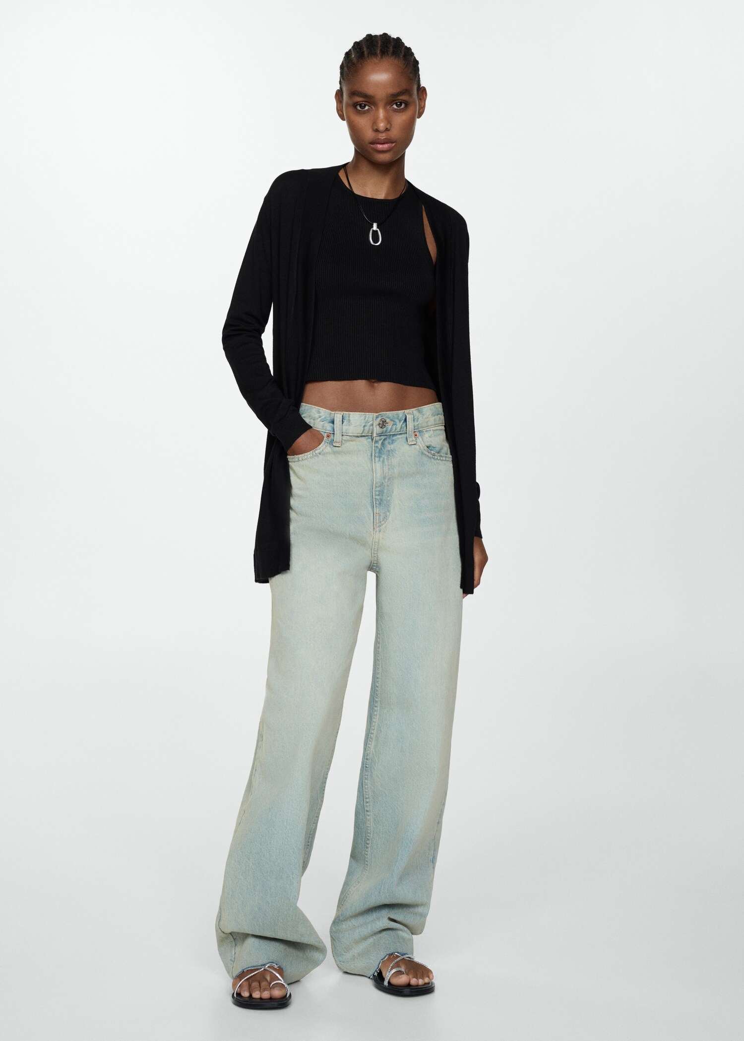 Fine-knit cardigan - General plane