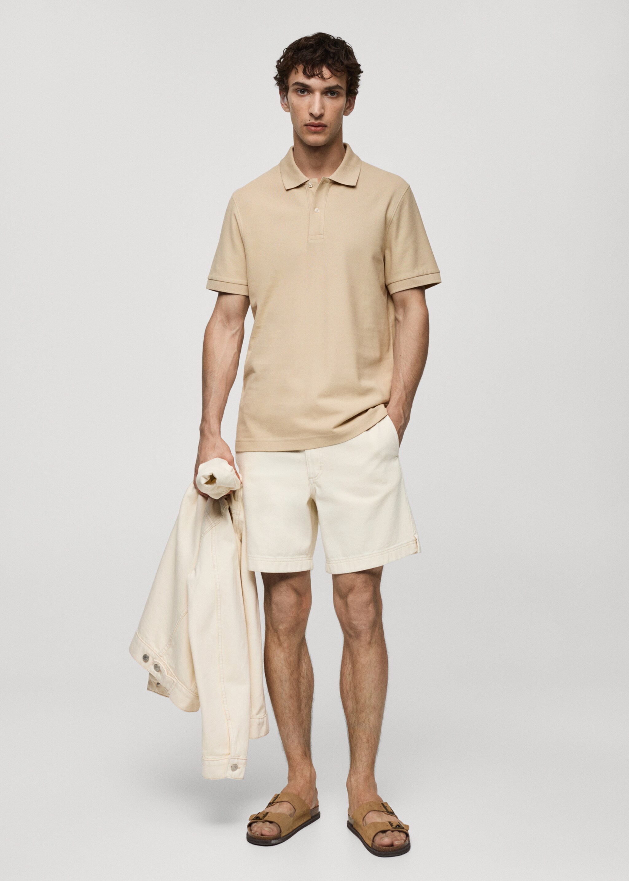Polo de piqué de 100% algodão - Plano geral