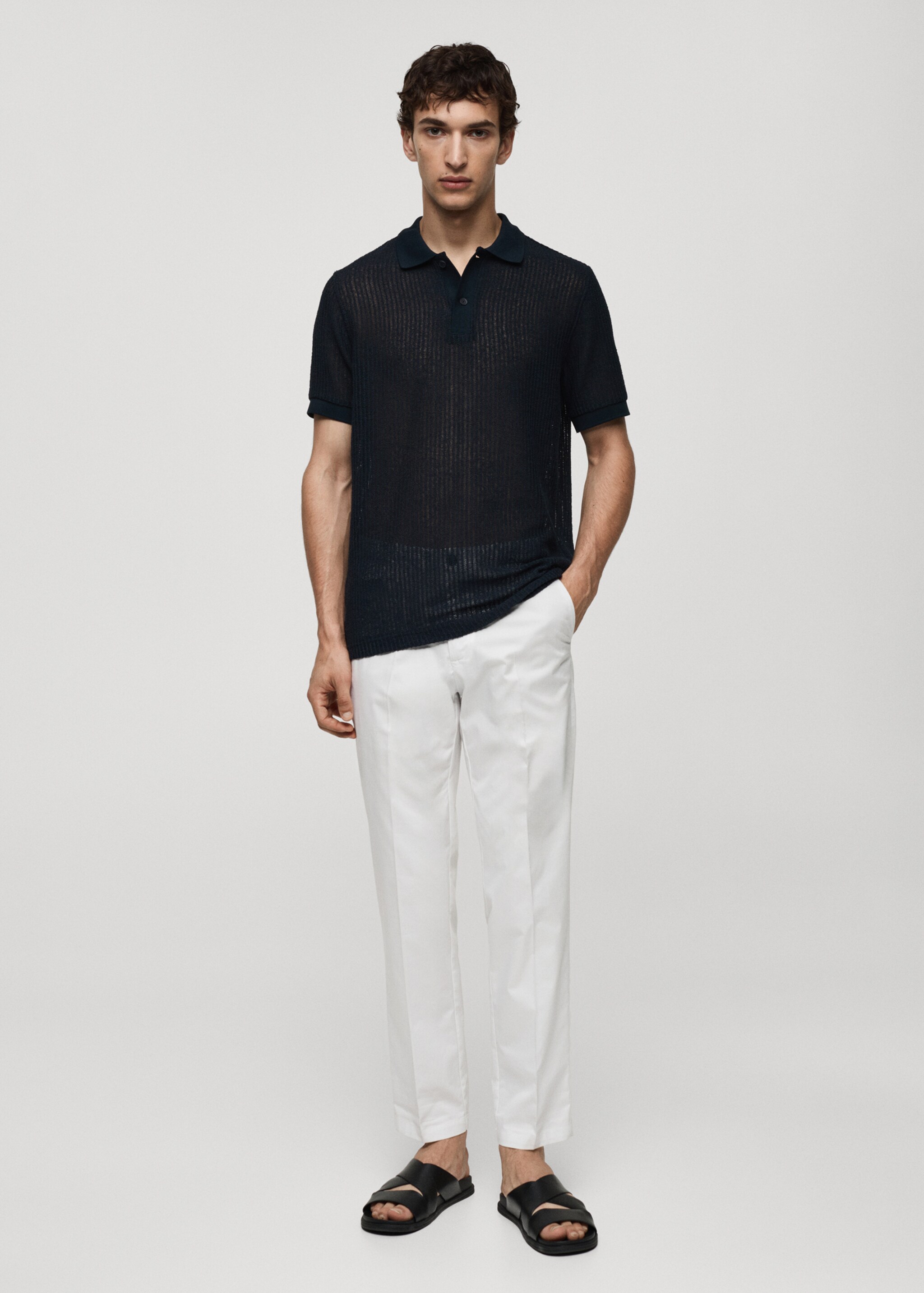 Regular-Fit-Poloshirt mit Lochmuster - Allgemeine Ansicht