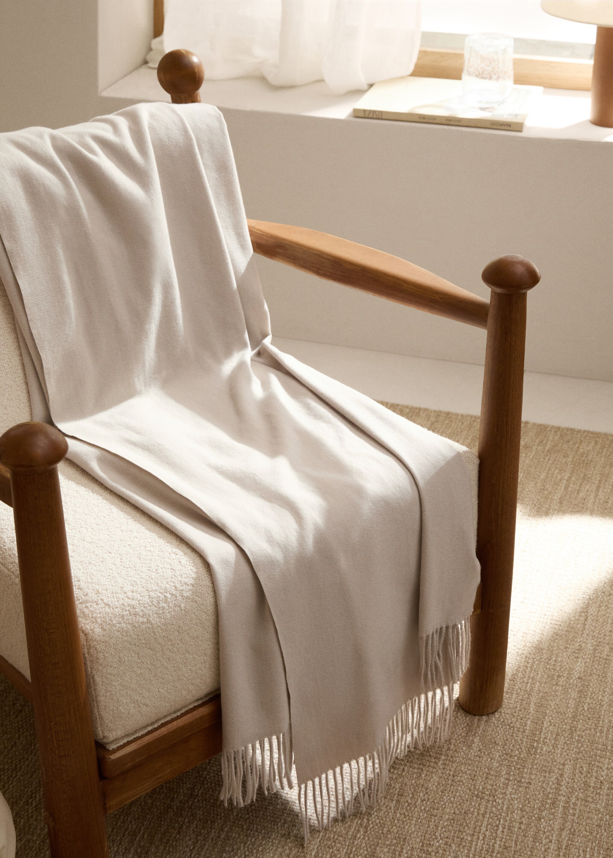 Fringed soft blanket - General plane, Sand. Ref: 77090598-00.