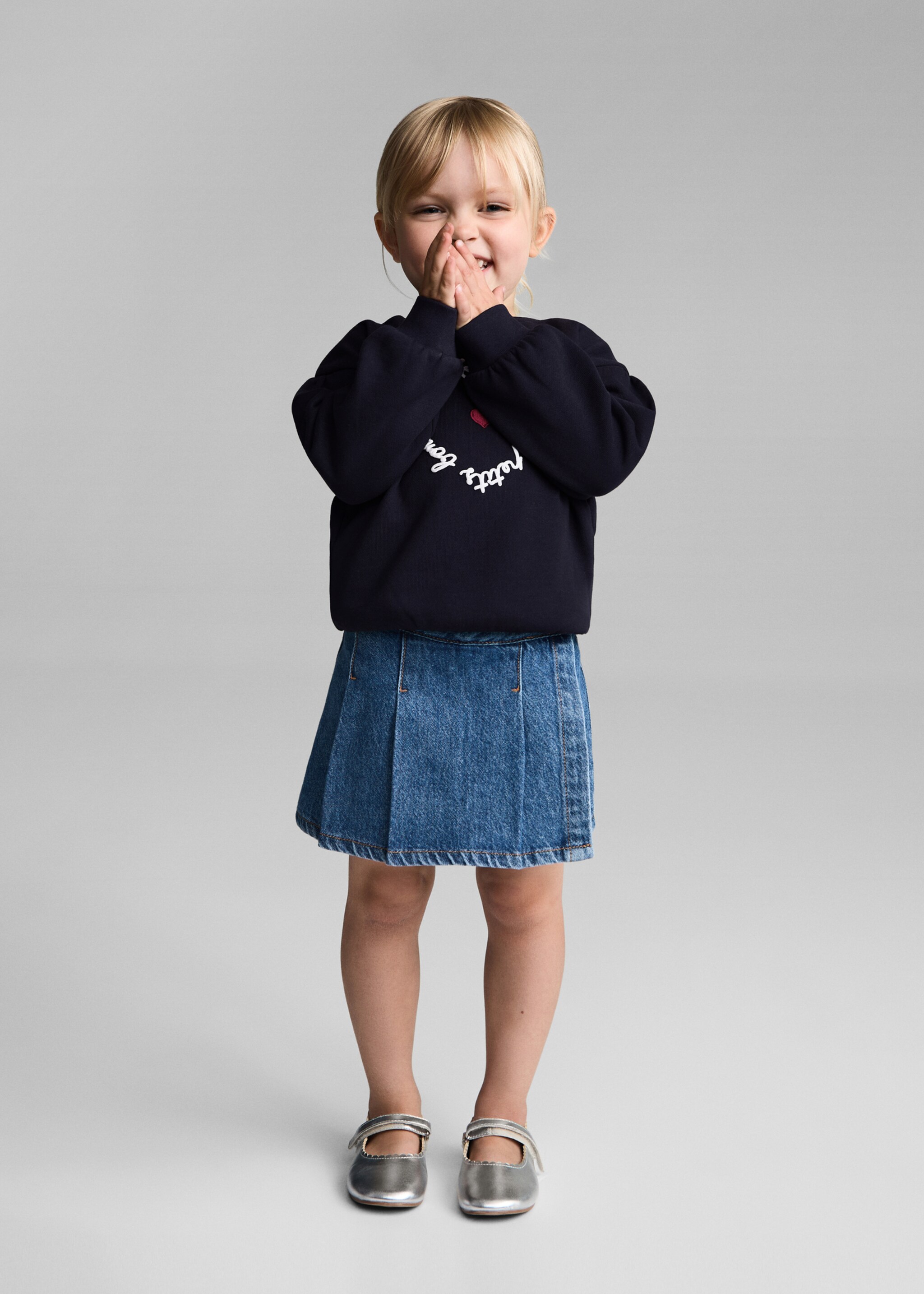 Sweat-shirt imprimé broderie - Plan général, Bleu marine foncé. Ref: 77093283-00.