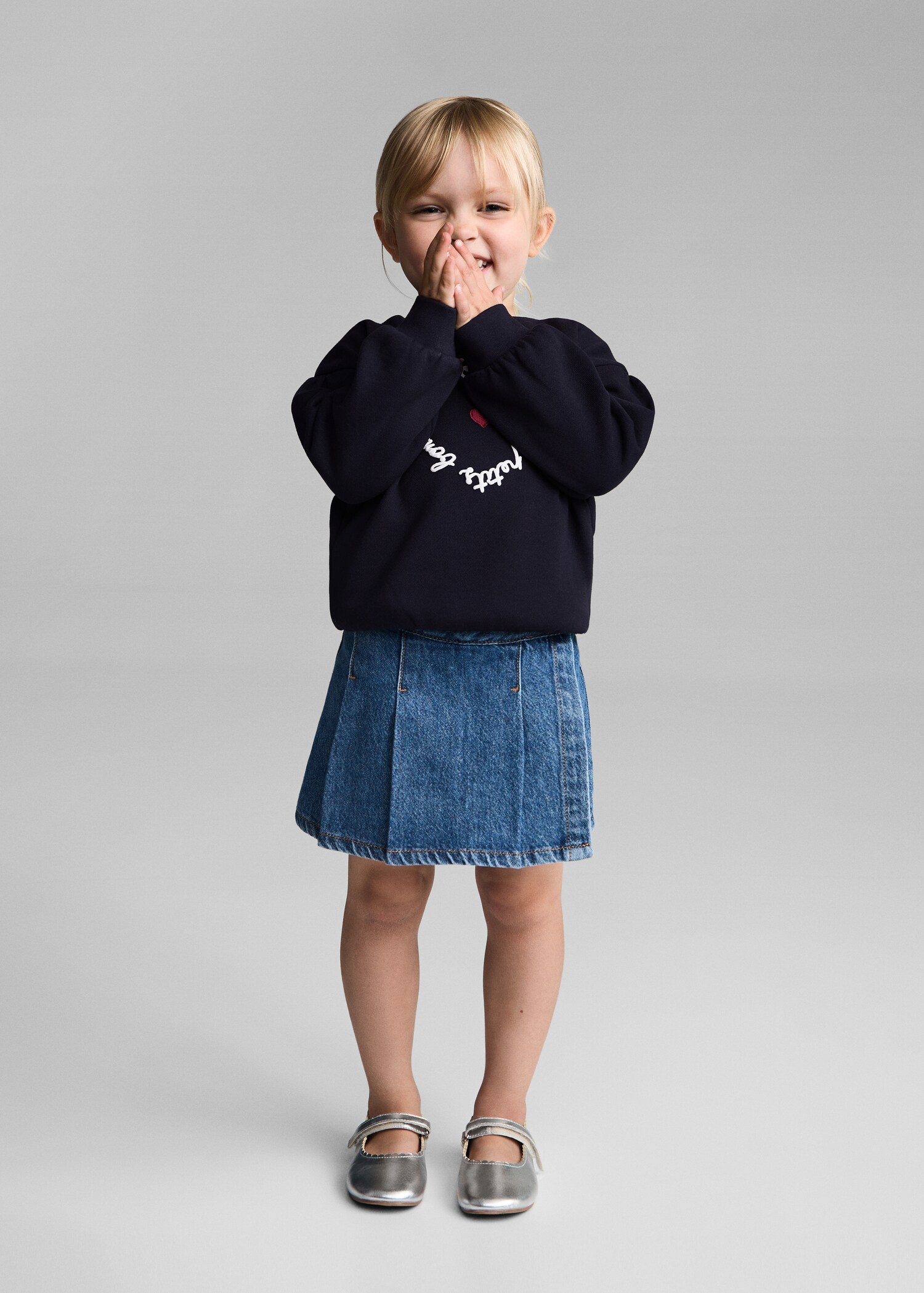Sweat-shirt imprimé broderie - Plan général