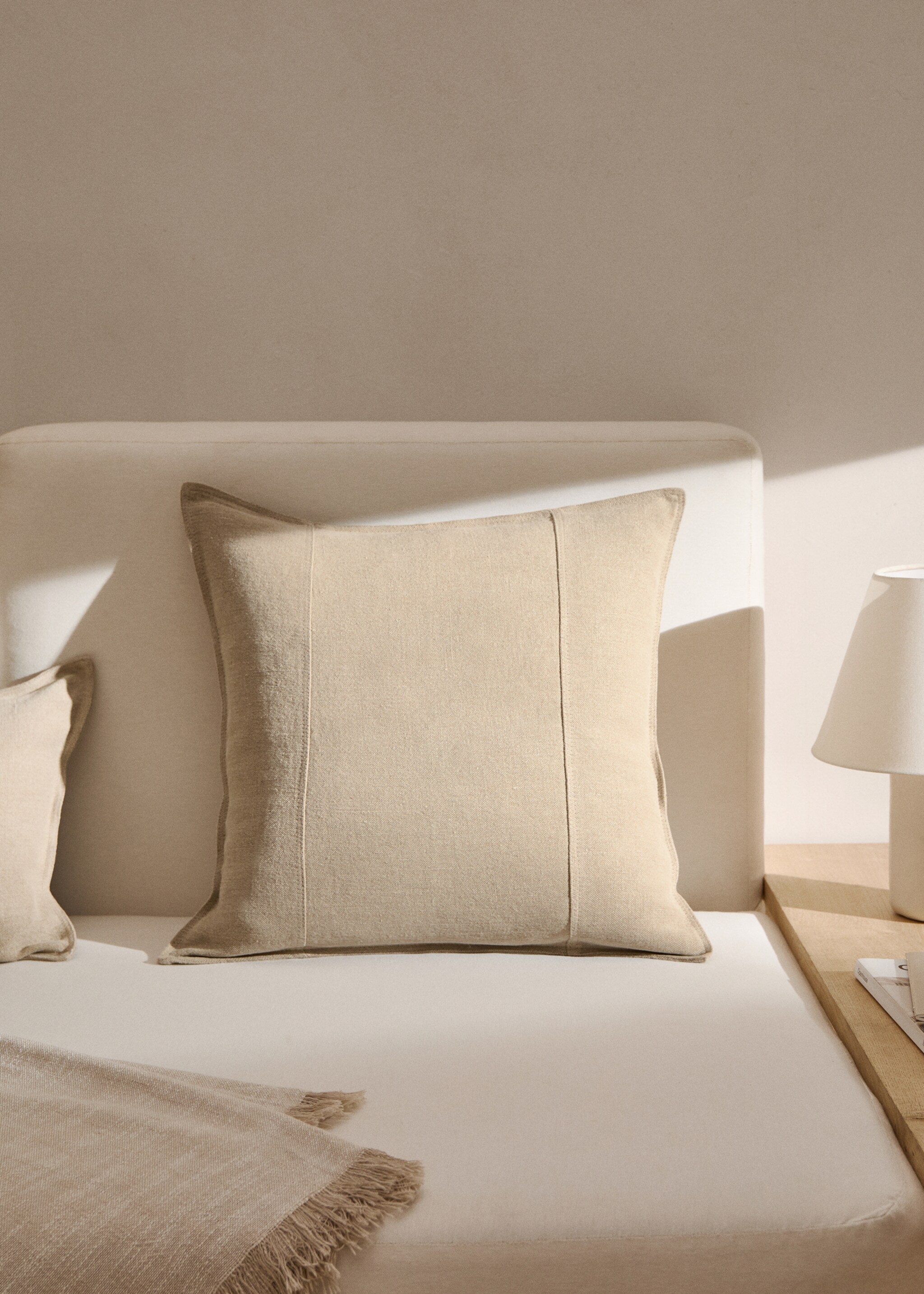 Linen stitched cushion cover 60x60cm - General plane, Beige. Ref: 77093284-00.