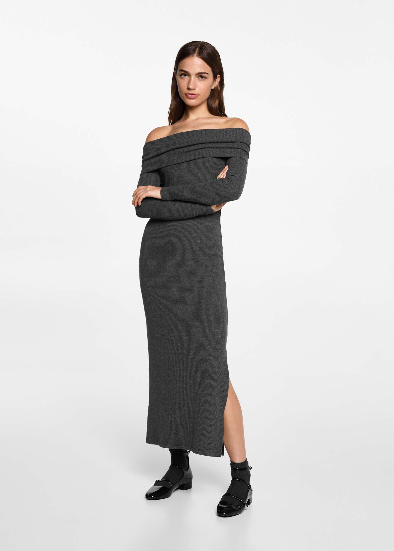 Off-the-shoulder midi-dress - General plane