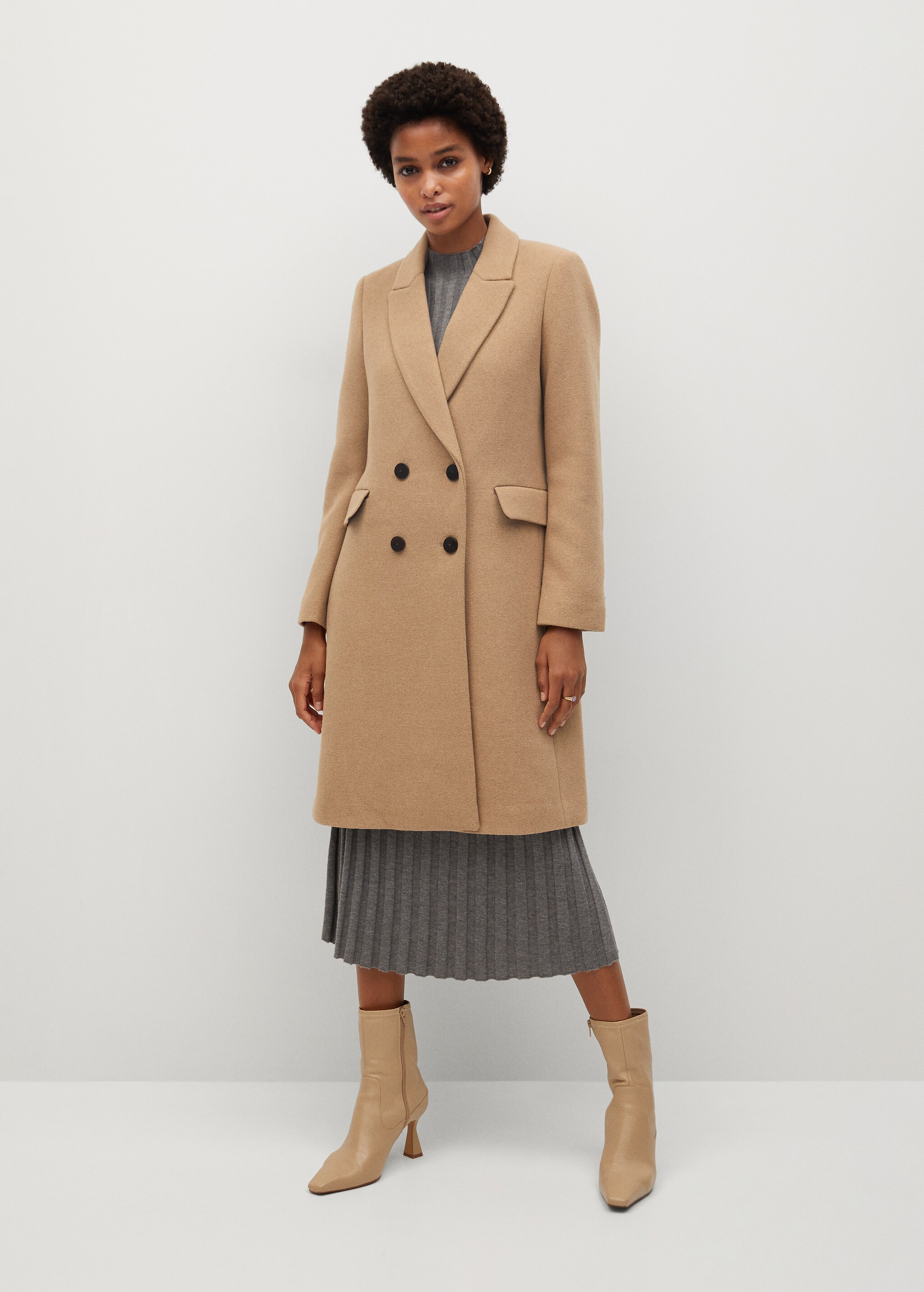 Double-breasted wool coat - General plane