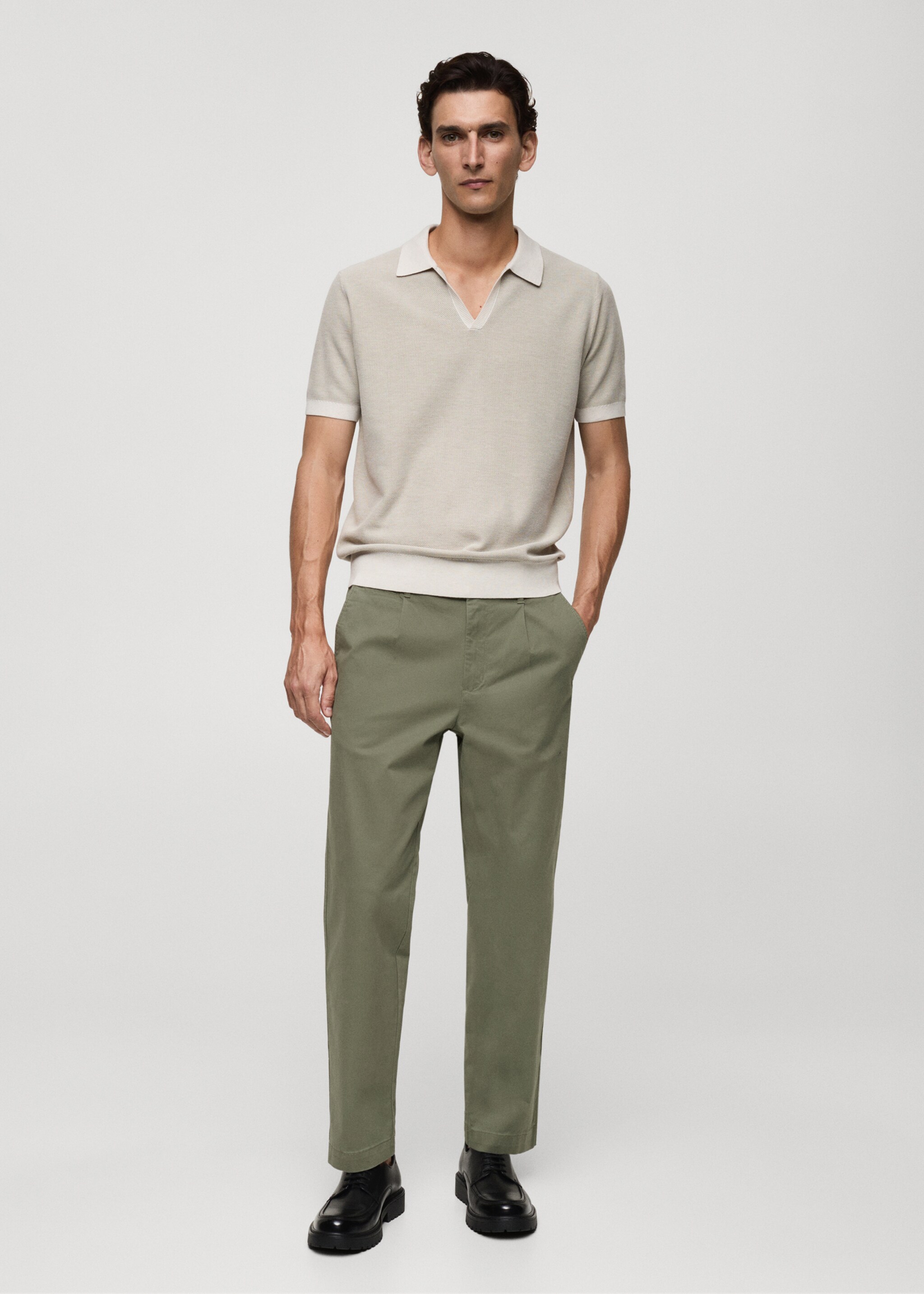 Pantaloni regular fit cotone pinces - Piano generale, Verde pastello. Ref: 77094432-00.