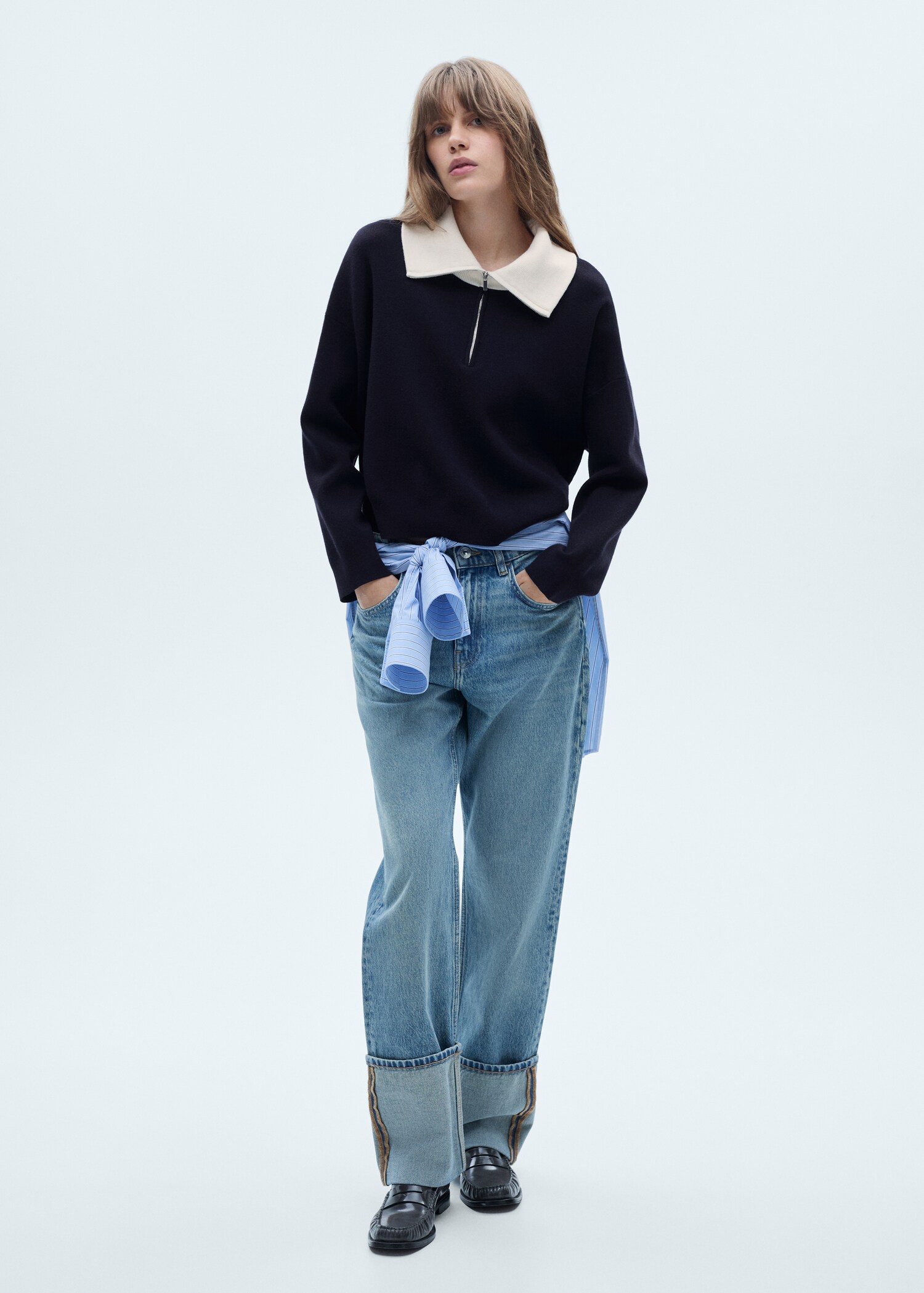 Sweater with contrasting collar - General plane