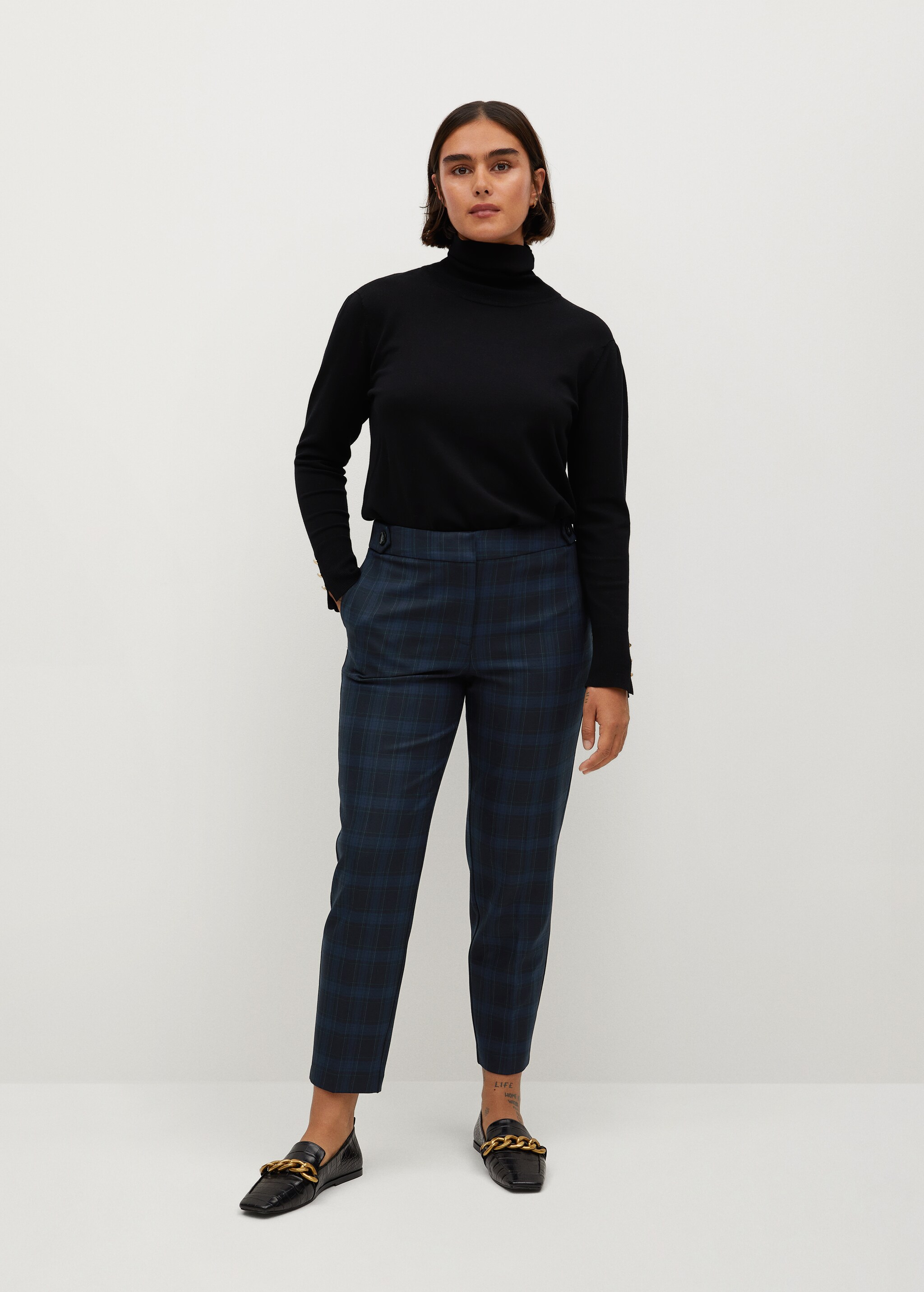 Slim-fit cropped trousers - General plane