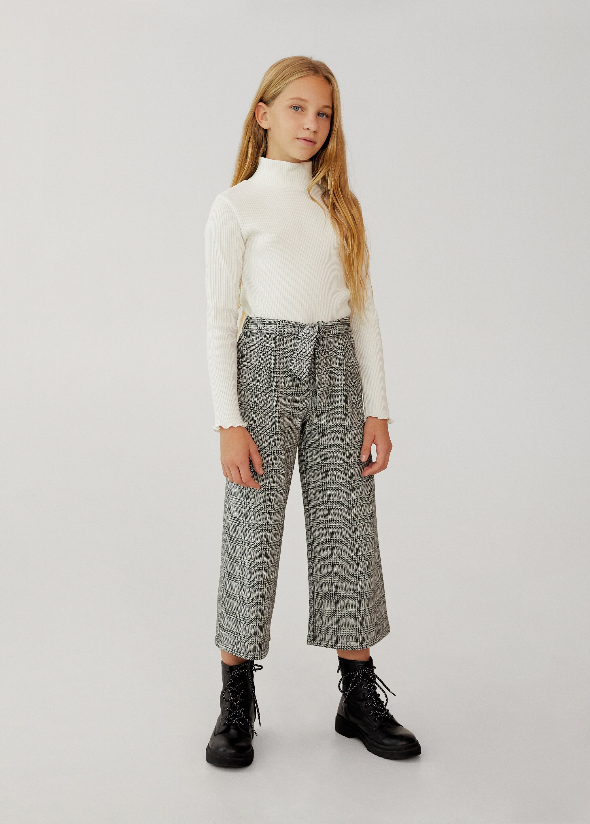 Pantalón culotte cuadros - Plano general