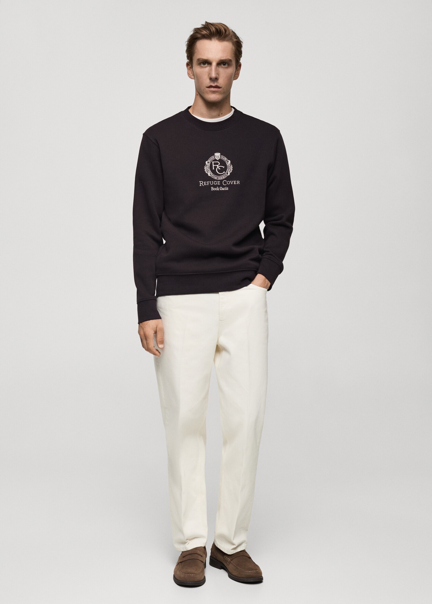 Dessuadora 100% cotó detall brodat - Pla general