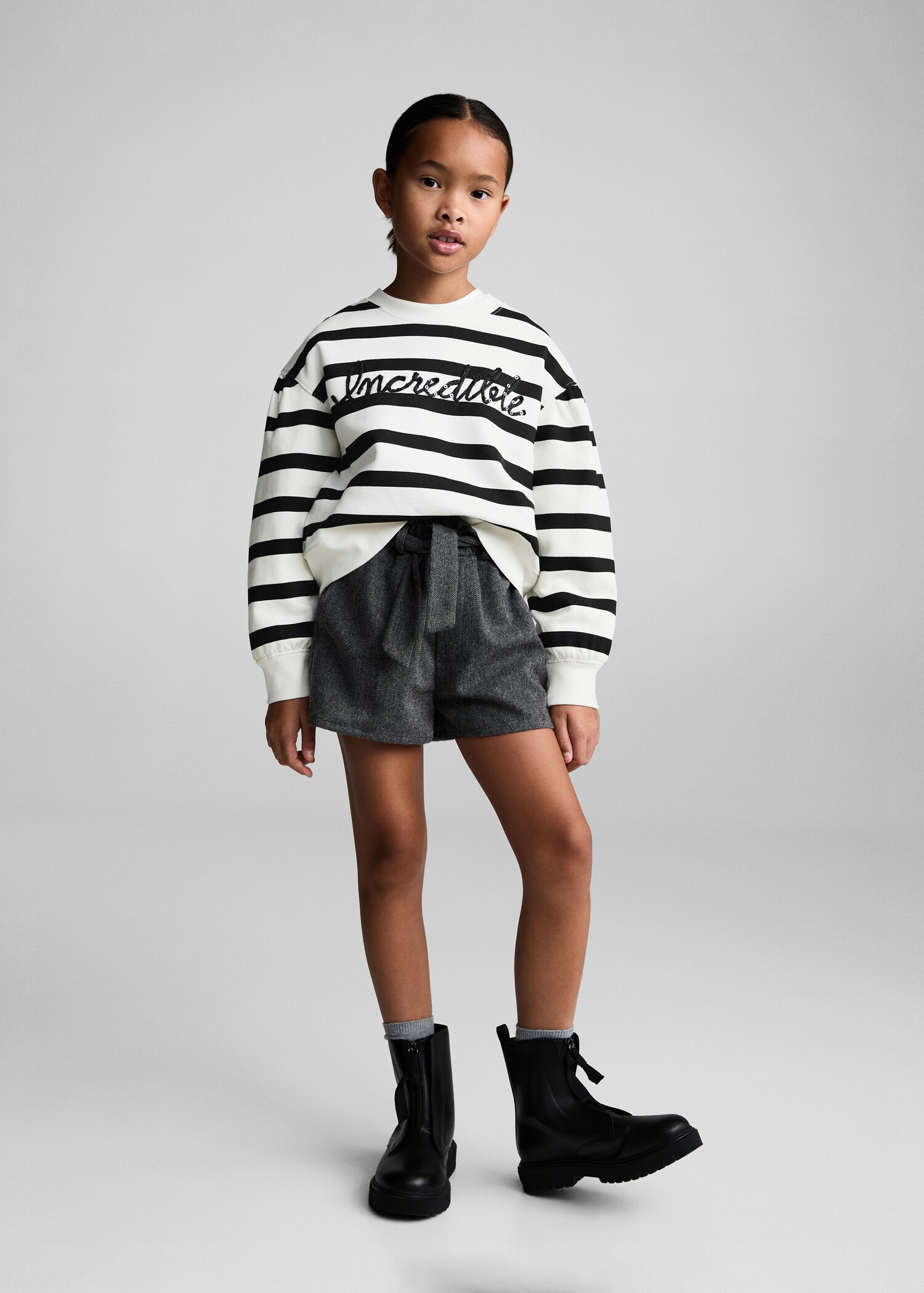 Striped sweatshirt with embroidered detail - General plane