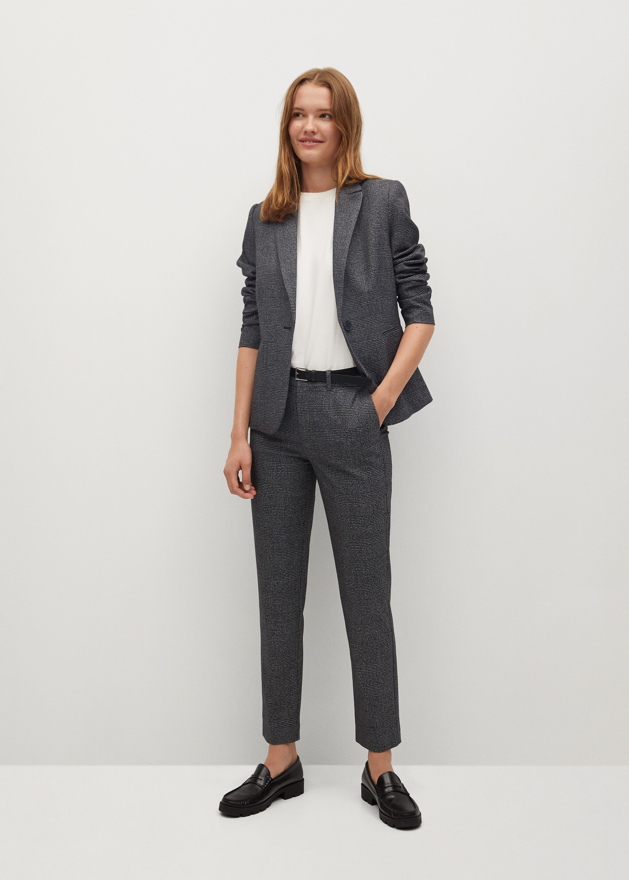 Pantalón recto traje - Plano general