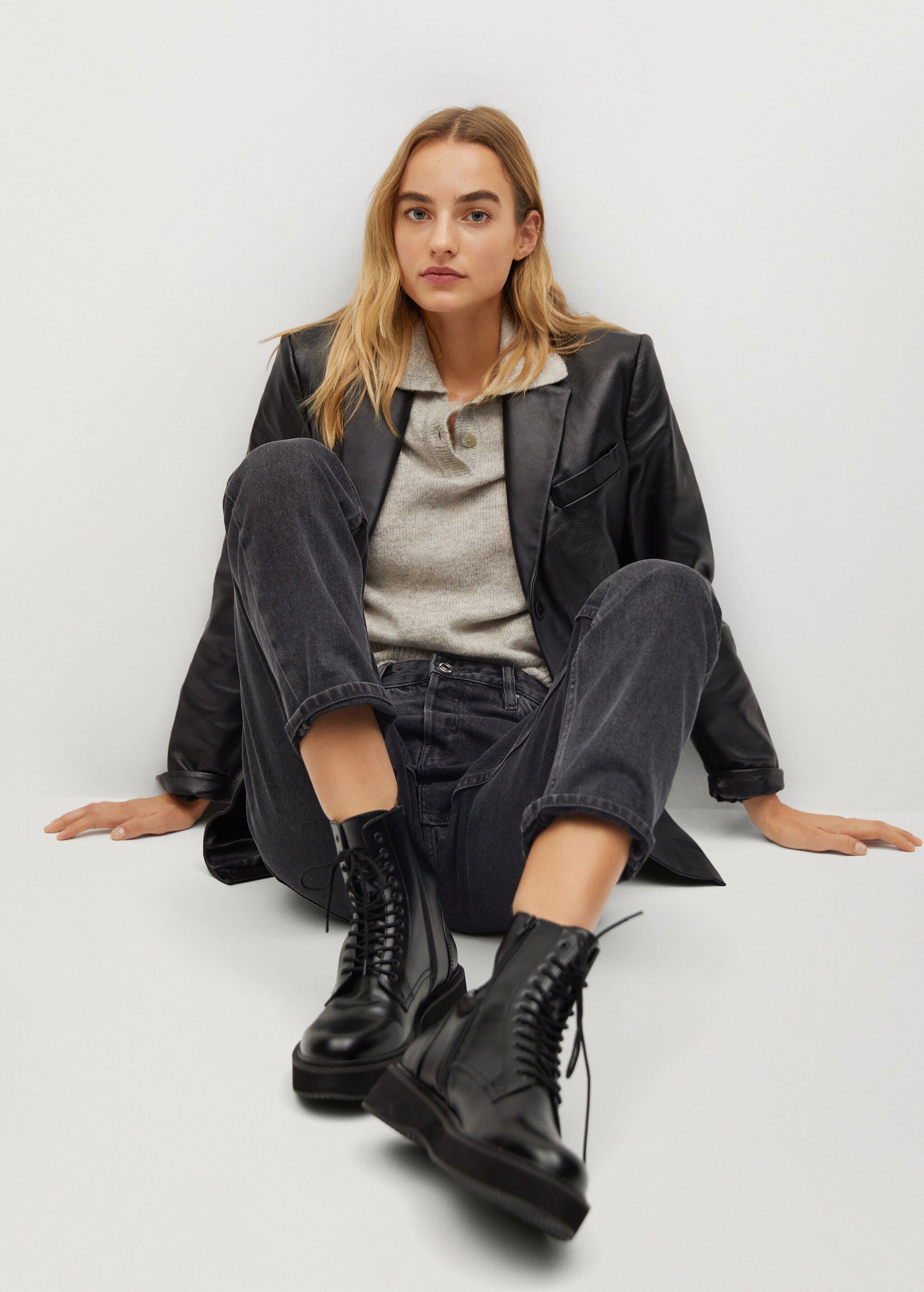 Lace-up track sole boots - General plane