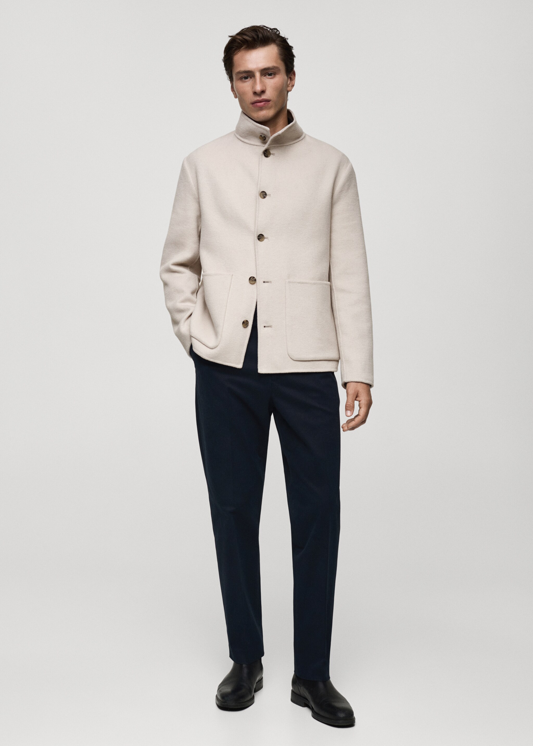 Chaqueta lana handmade cuello chimenea - Plano general, Crudo. Ref: 77097911-00.