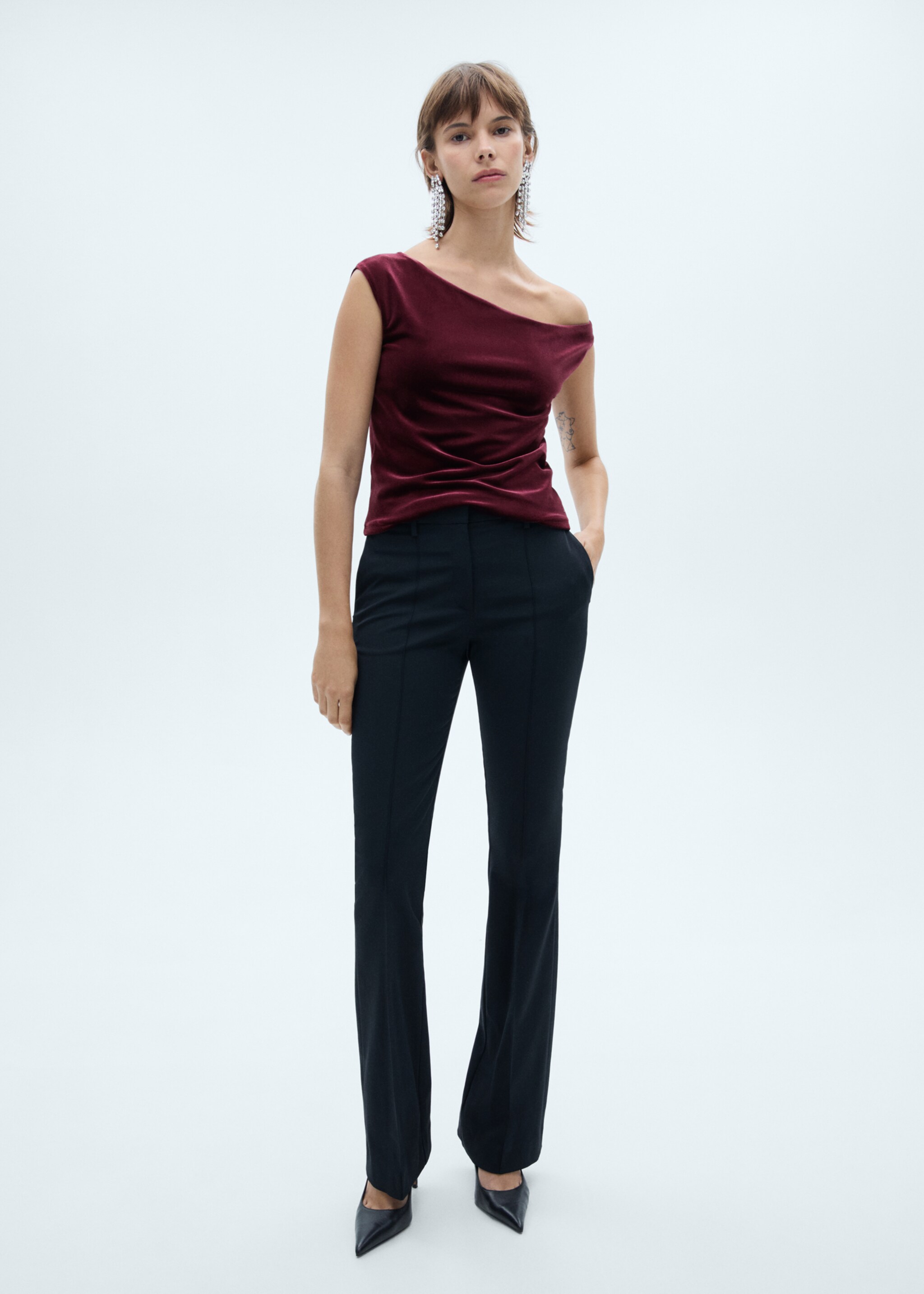 Asymmetric velvet top - General plane, Burgundy. Ref: 77098265-00.