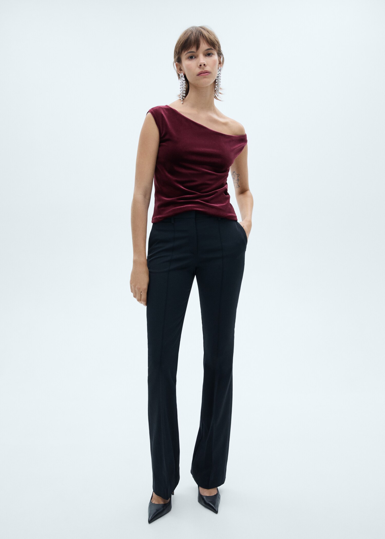 Asymmetric velvet top - General plane