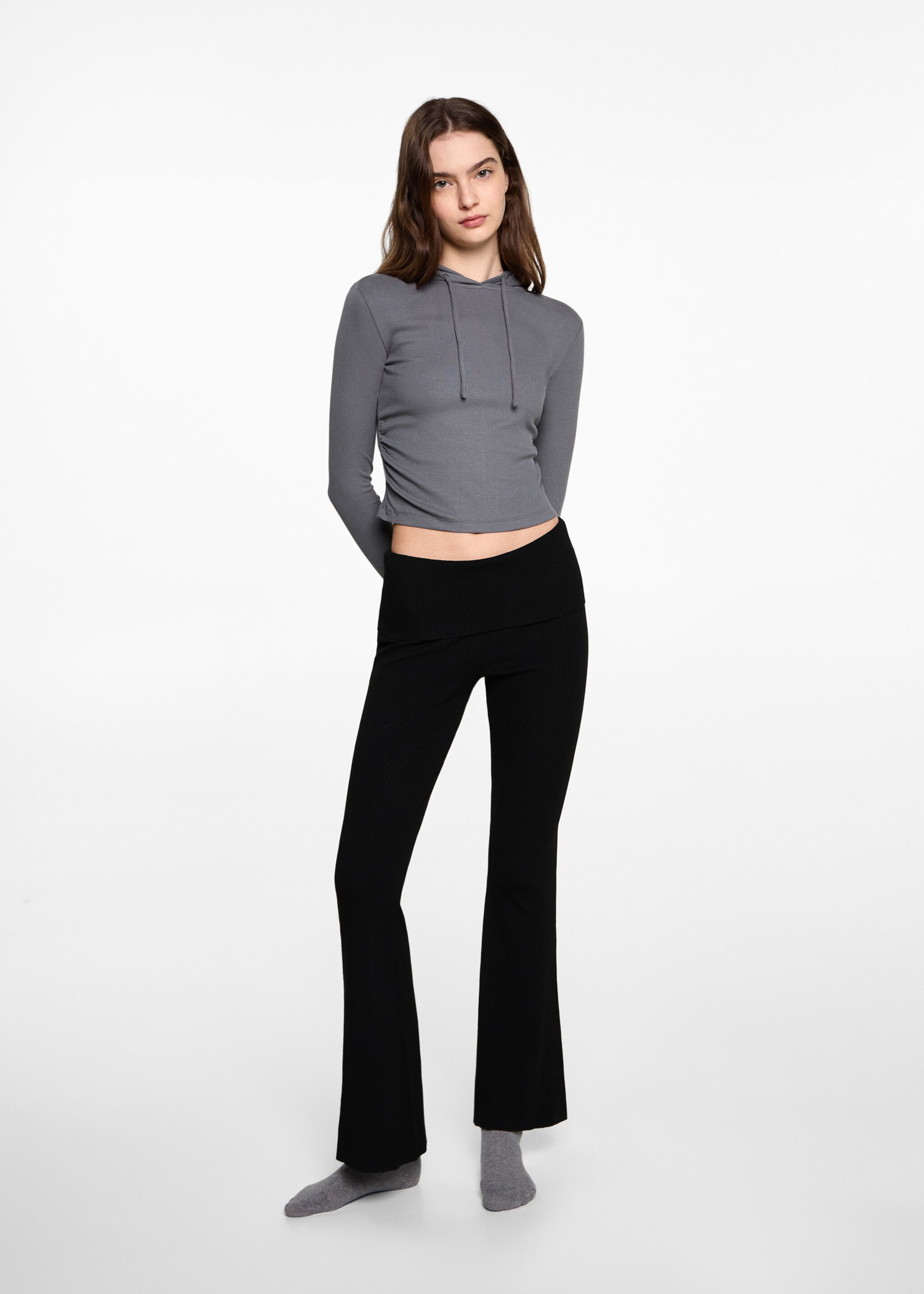 Ribbad huvtröja - Allmän bild, Kol. Ref: 77098271-00.