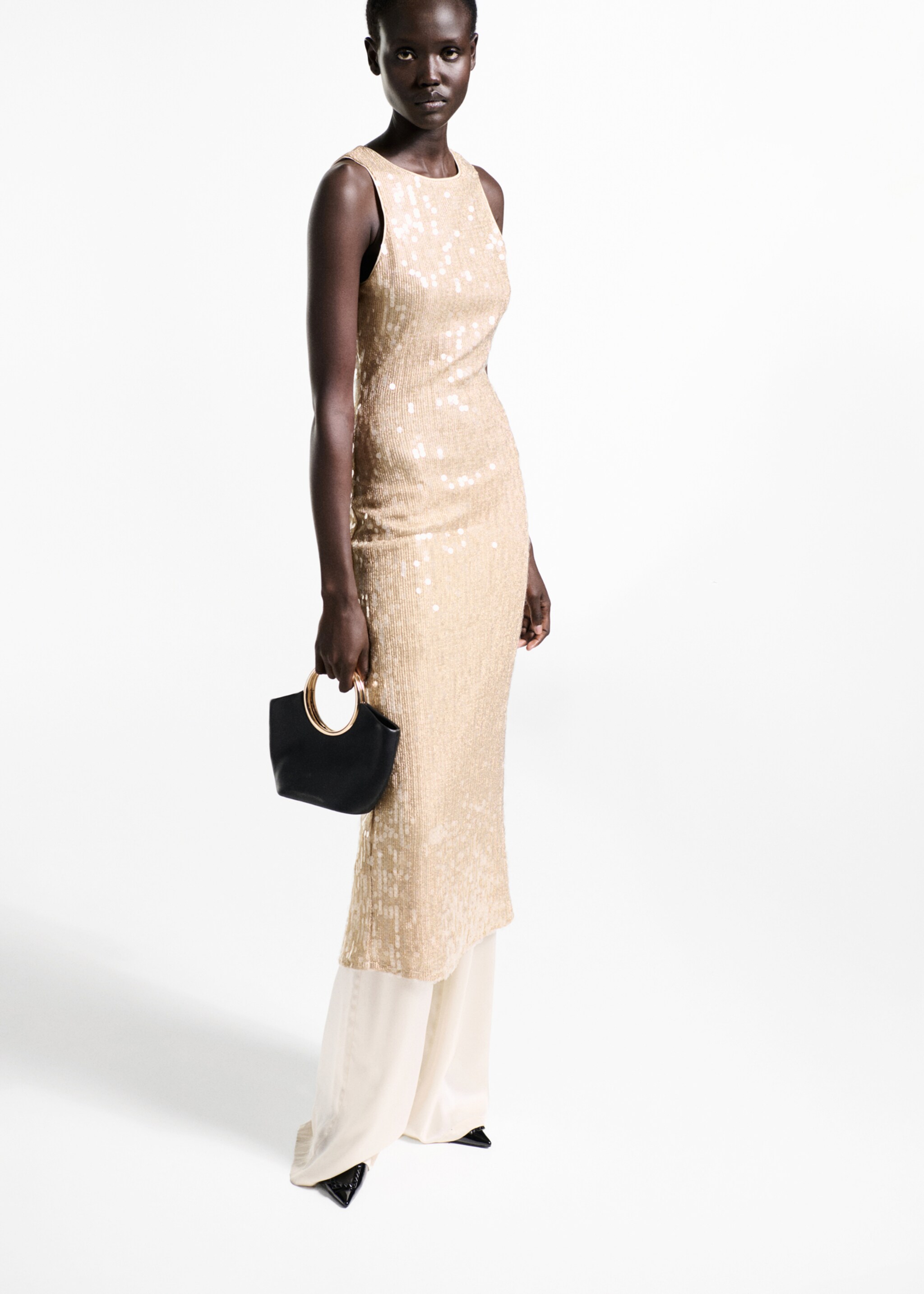 Scoop-back sequin dress - General plane, Gold. Ref: 77099061-00.
