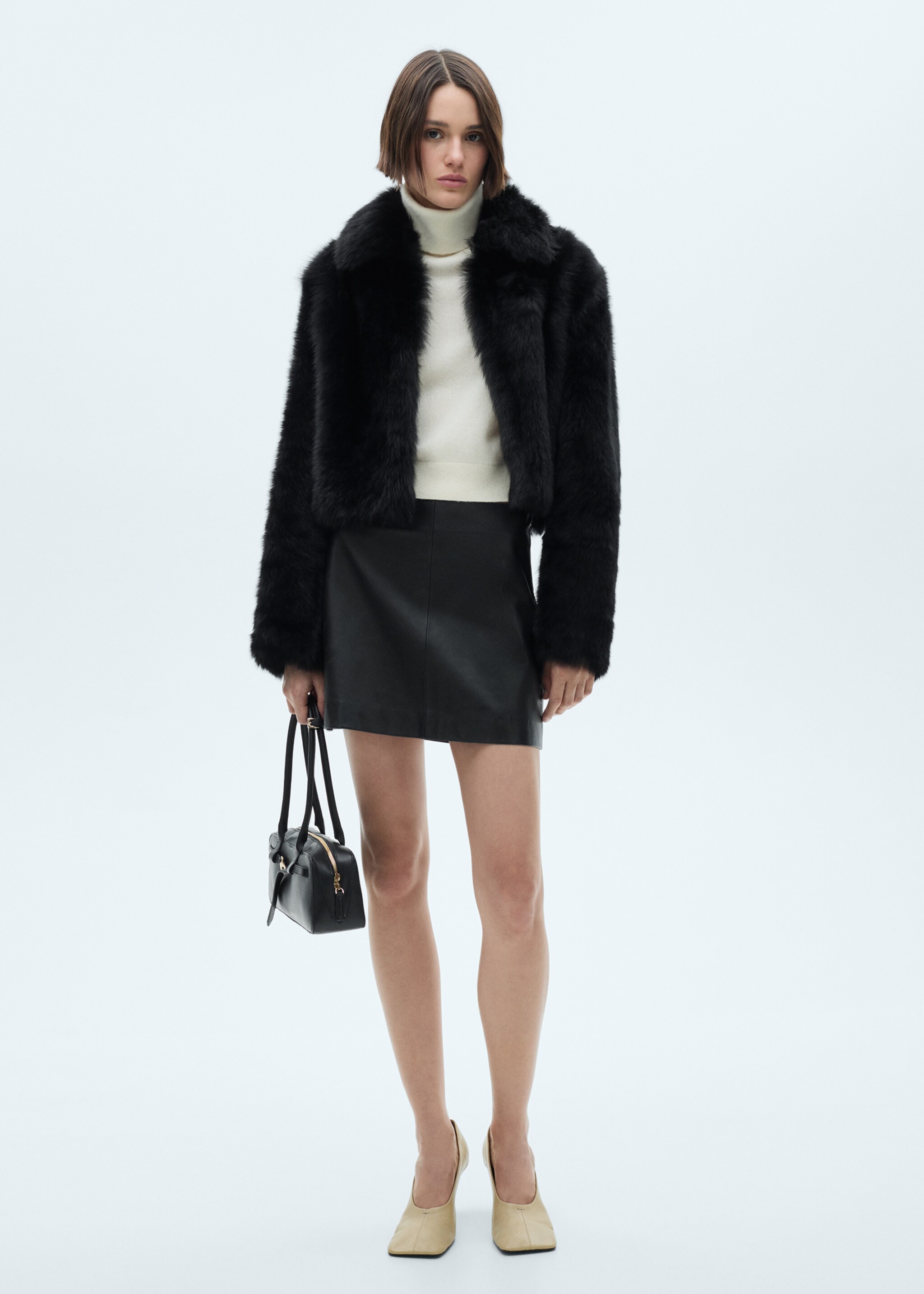 Cropped fur leather coat - General plane, Black. Ref: 77099063-00.