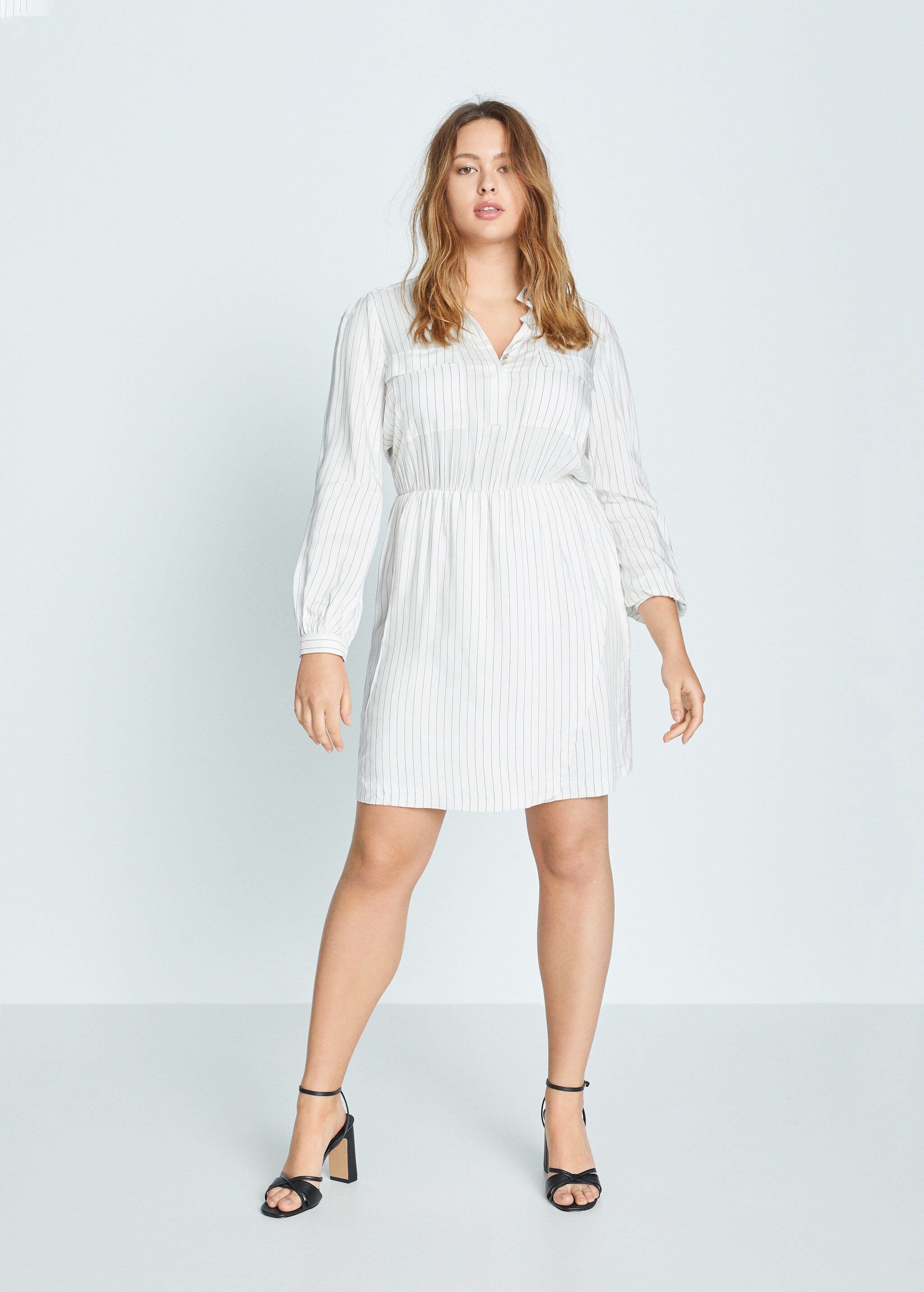 Vestido camisero rayas - Plano general