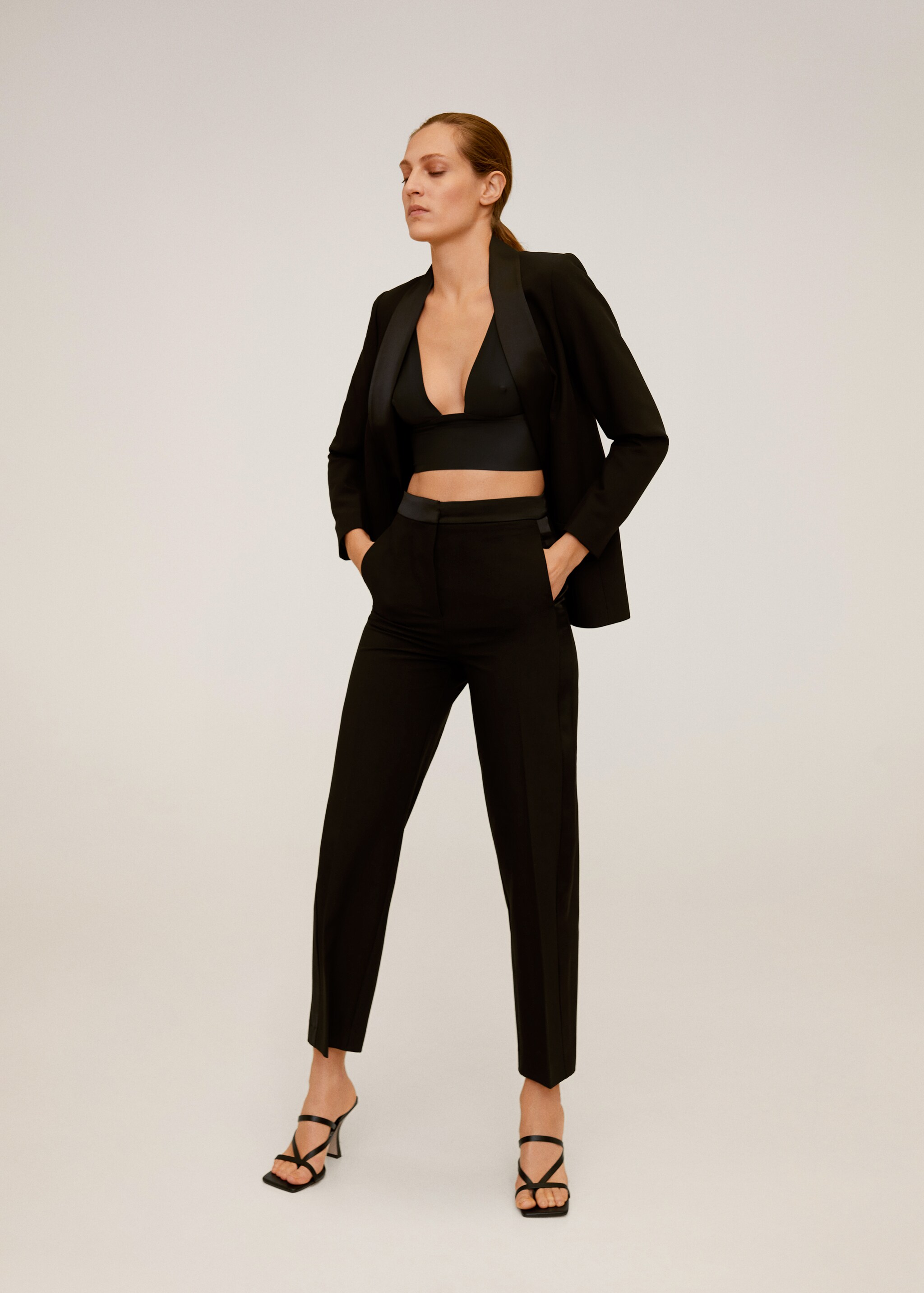 Pantalón recto traje - Plano general