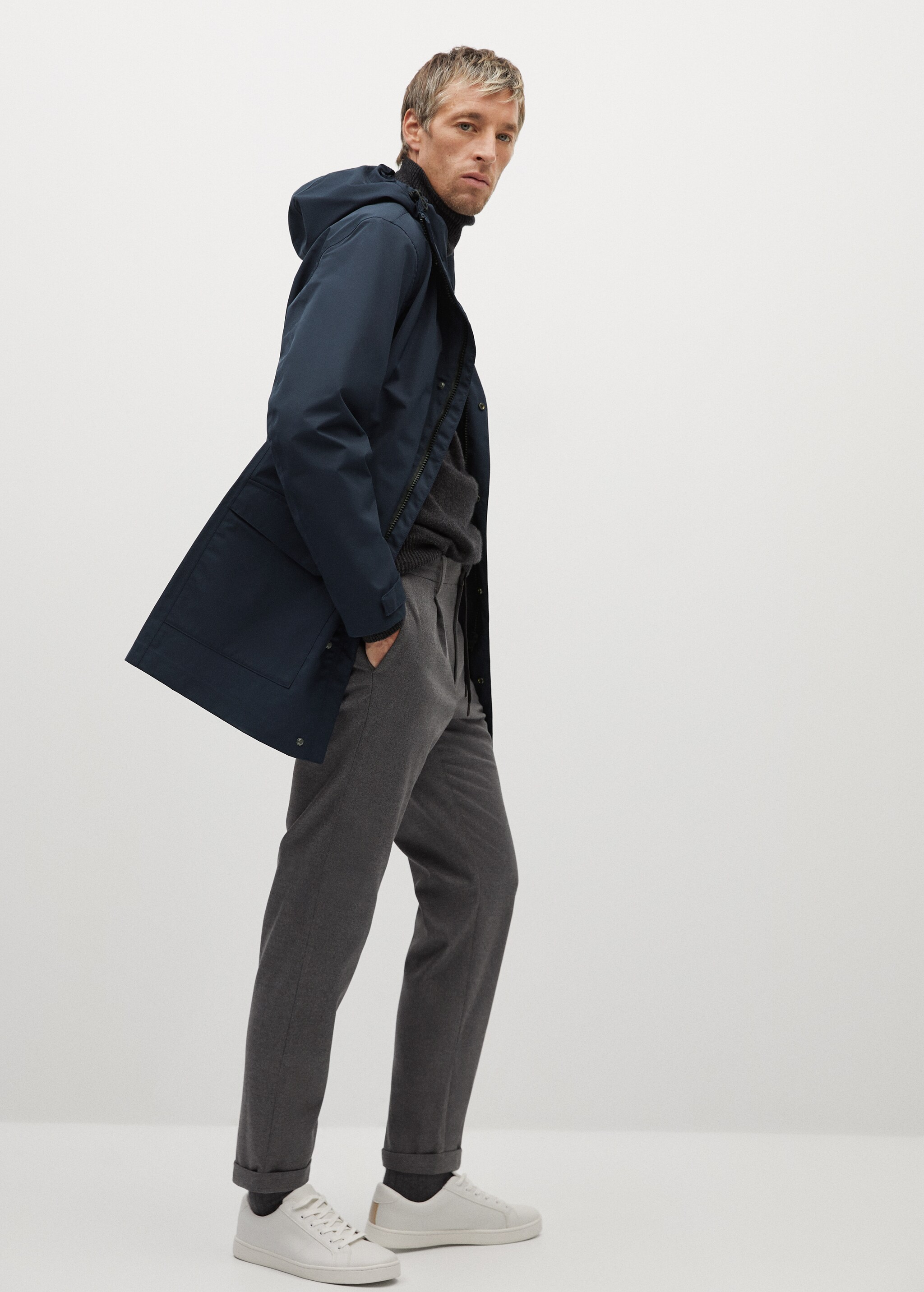 Hooded water-repellent parka - General plane