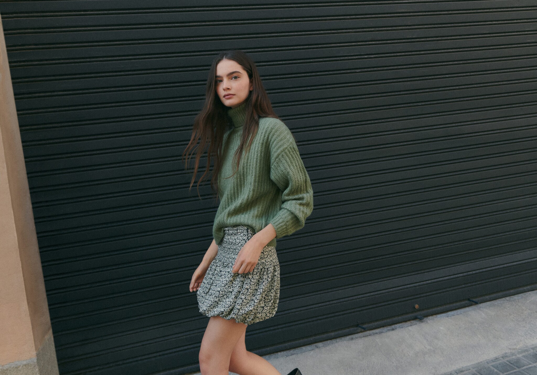 Jupe boule en imprimé floral - Plan panoramique