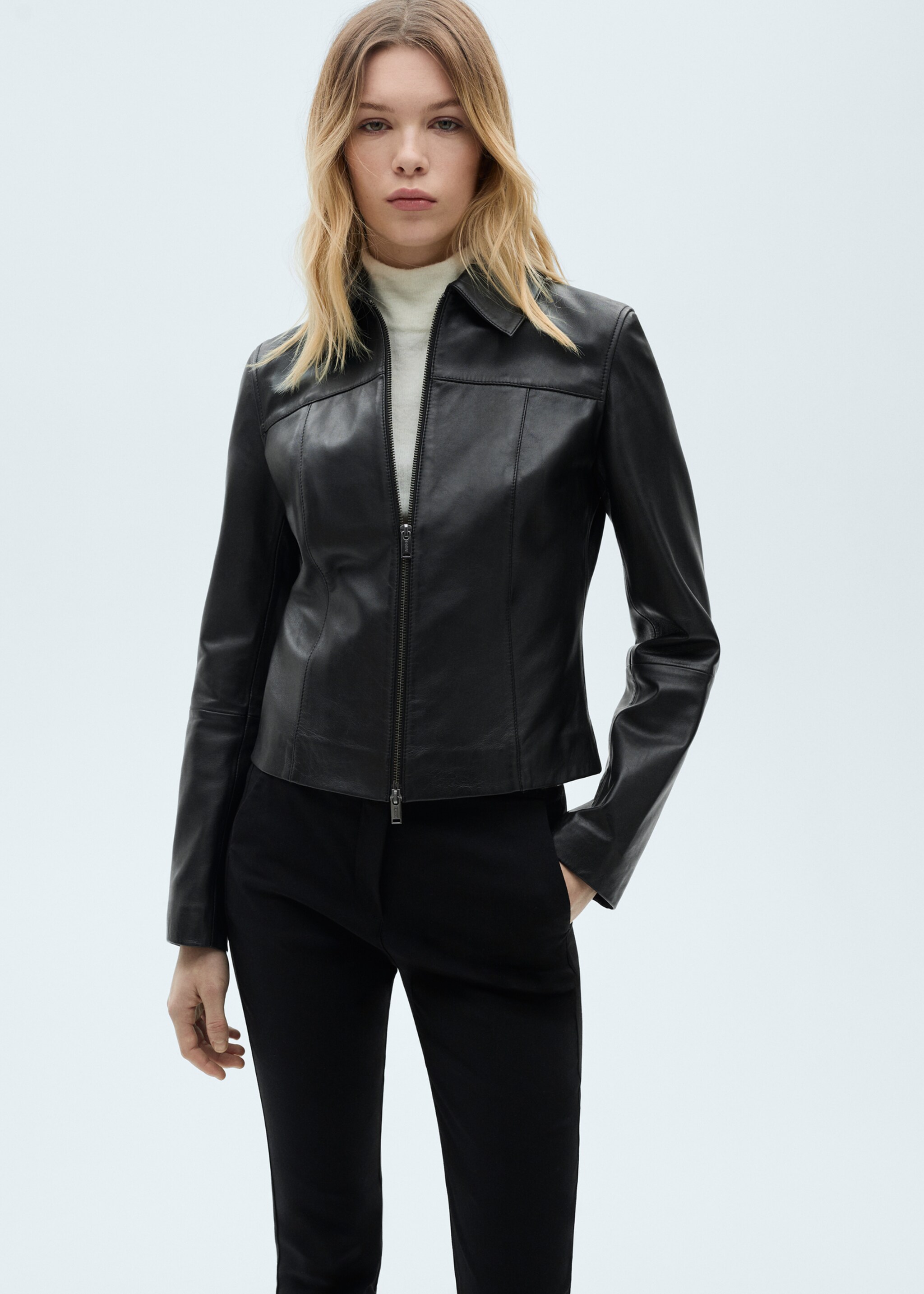 Crop skinny trousers - Details of the article 1, Black. Ref: 83700555-00.