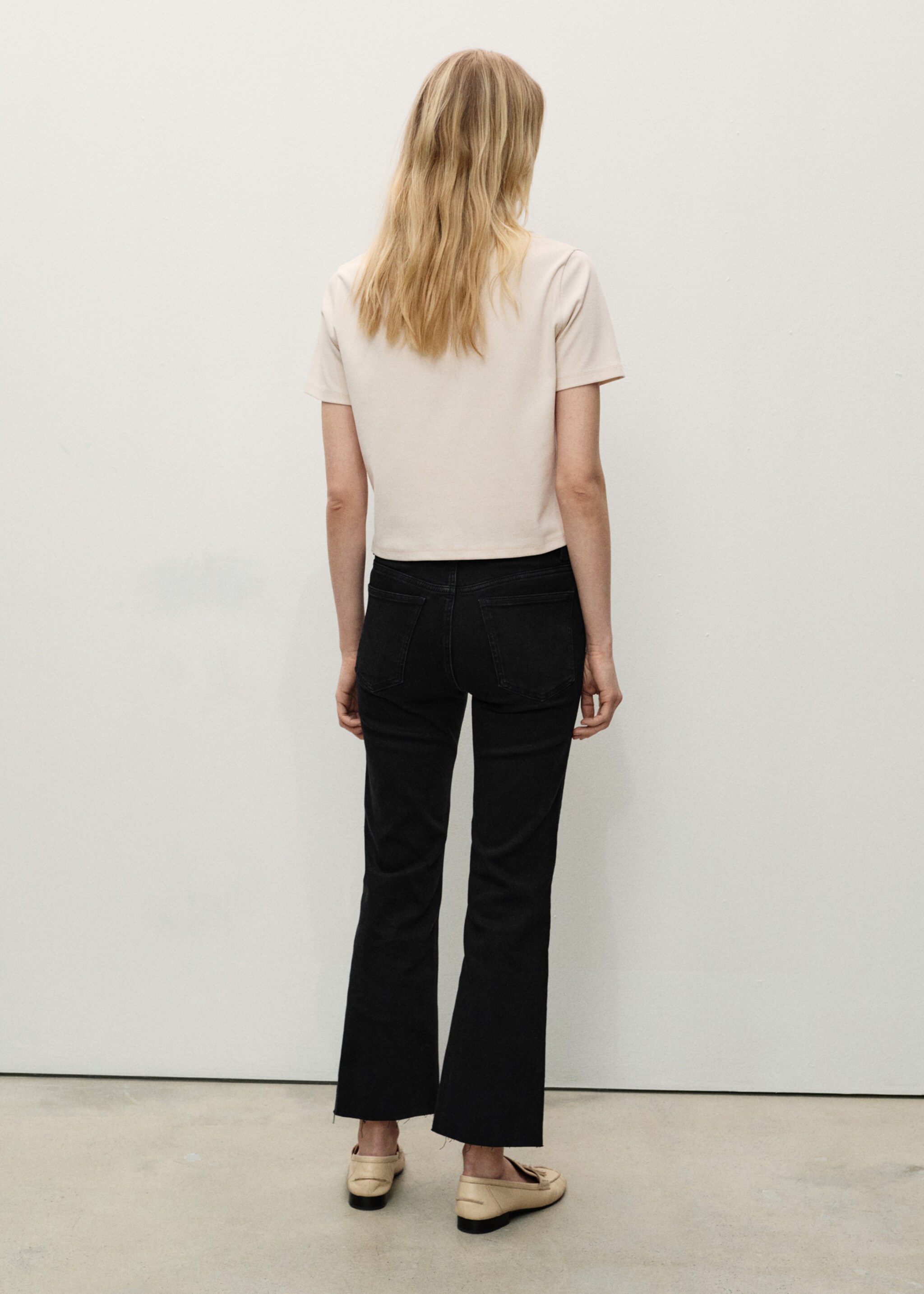 Jean Sienna flare crop - Verso de l’article, Black denim. Ref: 87000223-00.