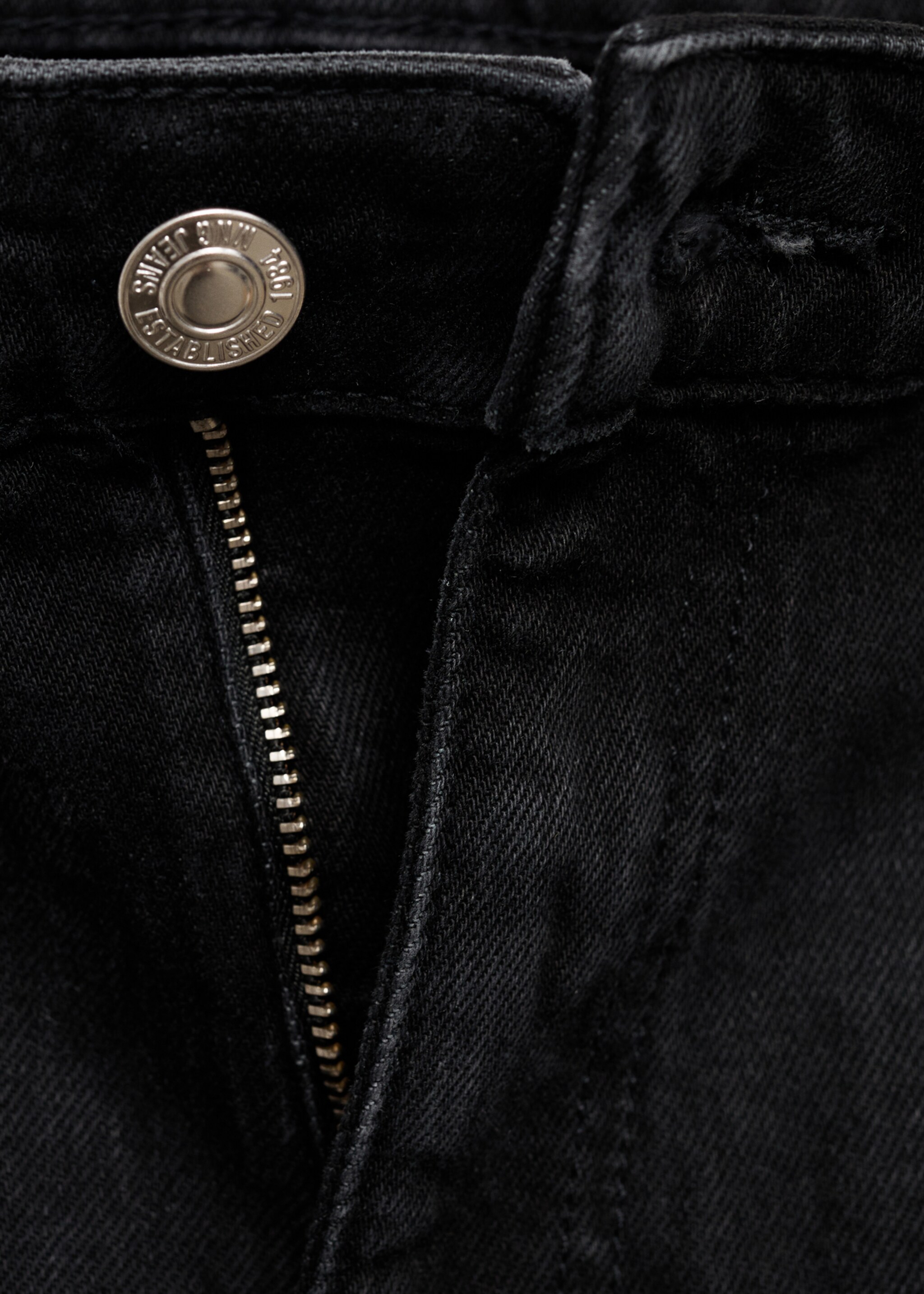 Newmom comfort high-rise jeans - Details of the article 0, Black denim. Ref: 87000290-00.