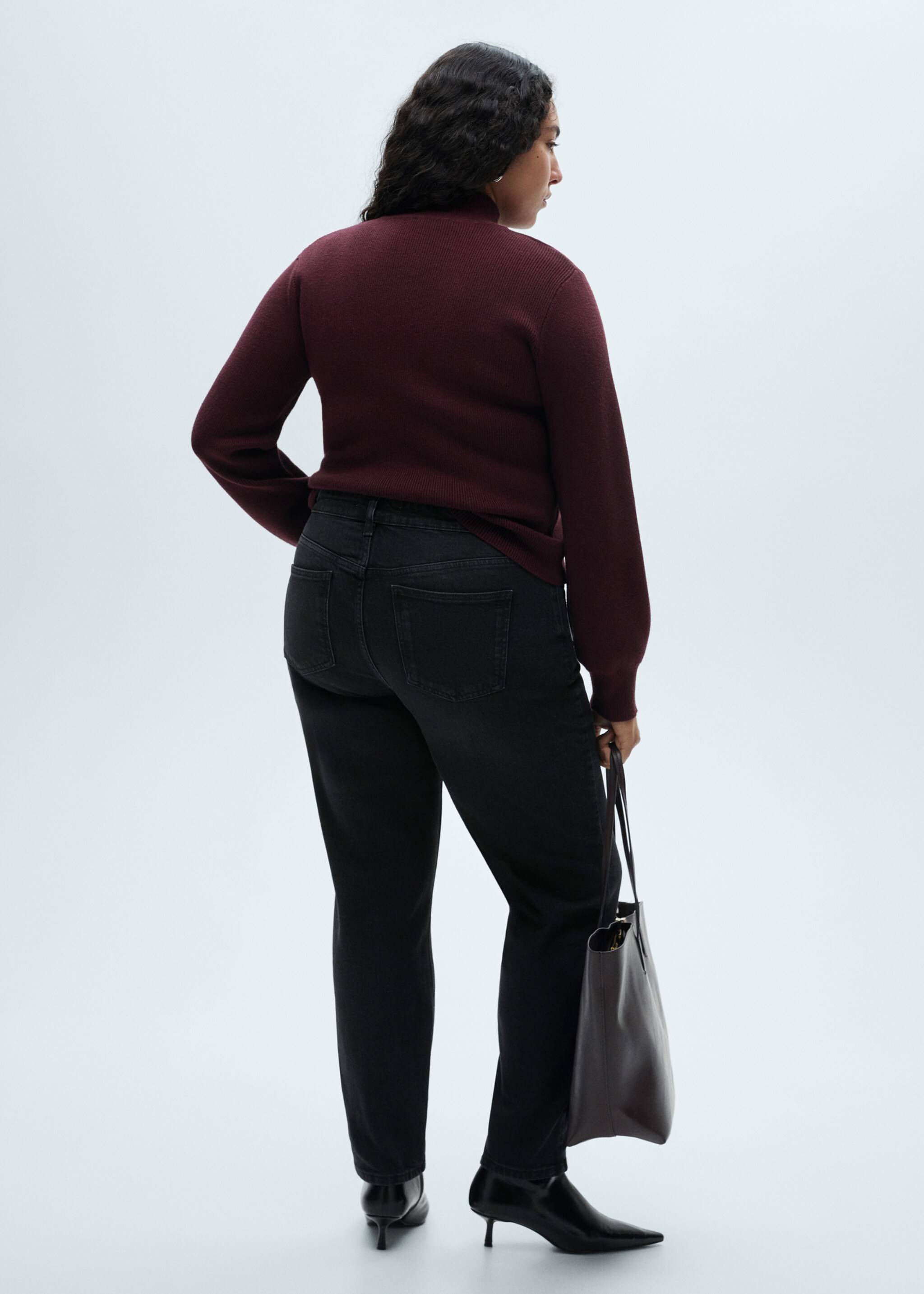 Newmom comfort high-rise jeans - Details of the article 4, Black denim. Ref: 87000290-00.