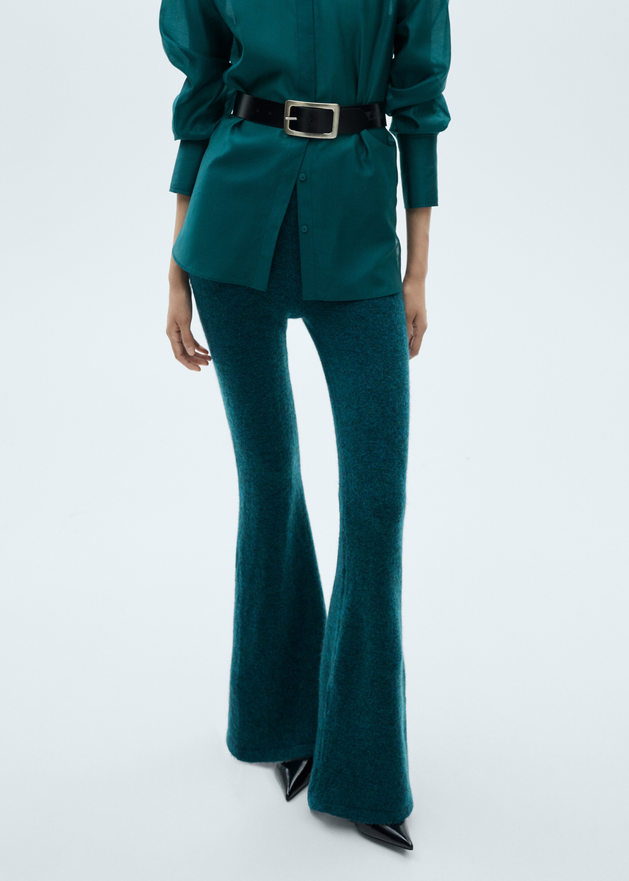Flared knitted trousers - Details of the article 1, Petrol Blue. Ref: 87000353-00.