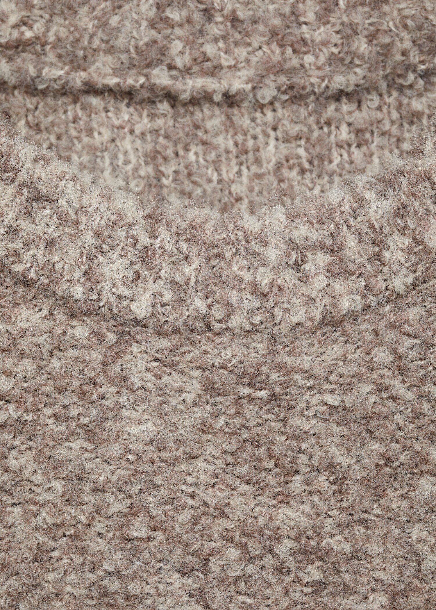Round-neck bouclé sweater - Details of the article 8