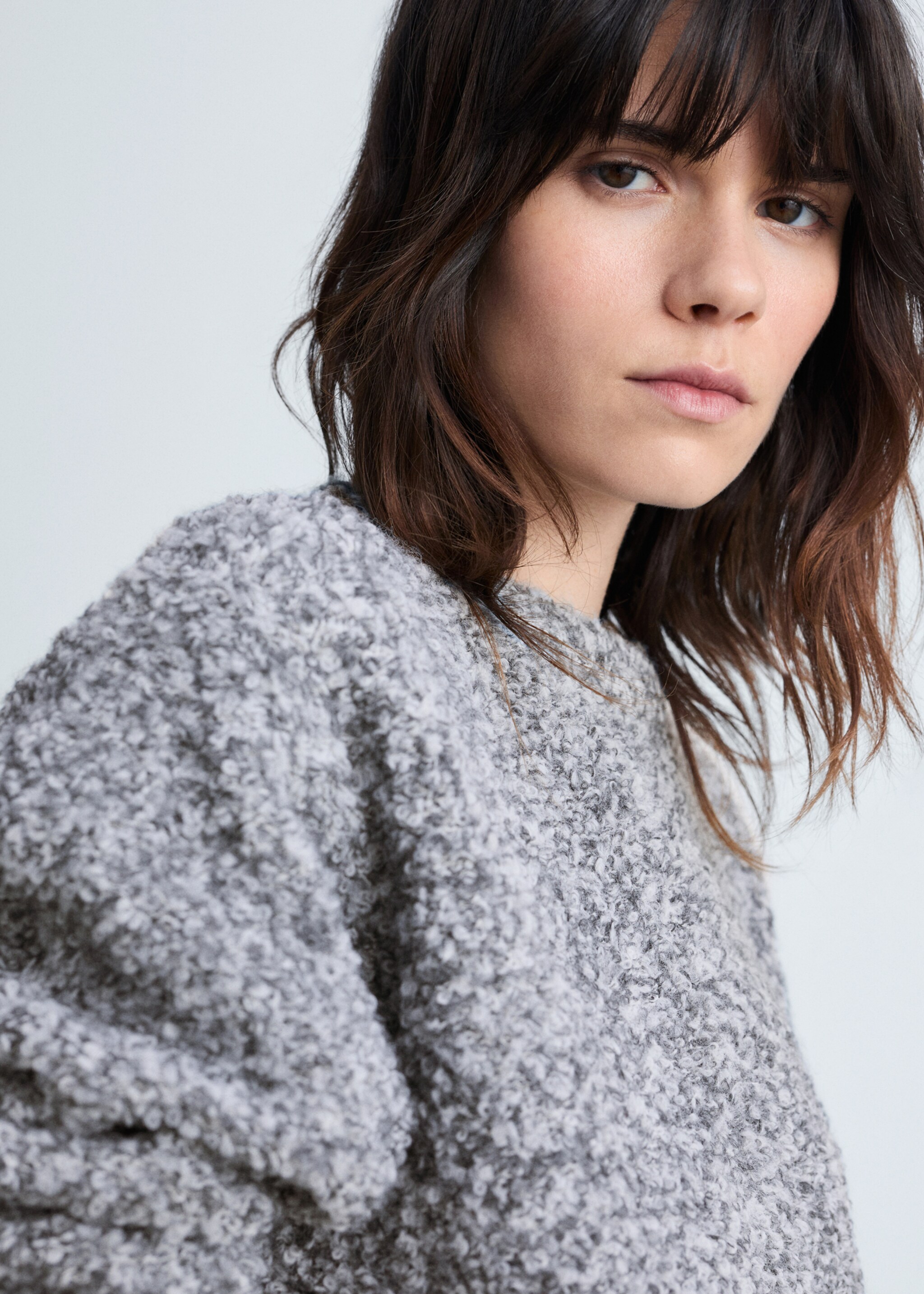 Round-neck bouclé sweater - Details of the article 1, Medium Heather Grey. Ref: 87000371-00.