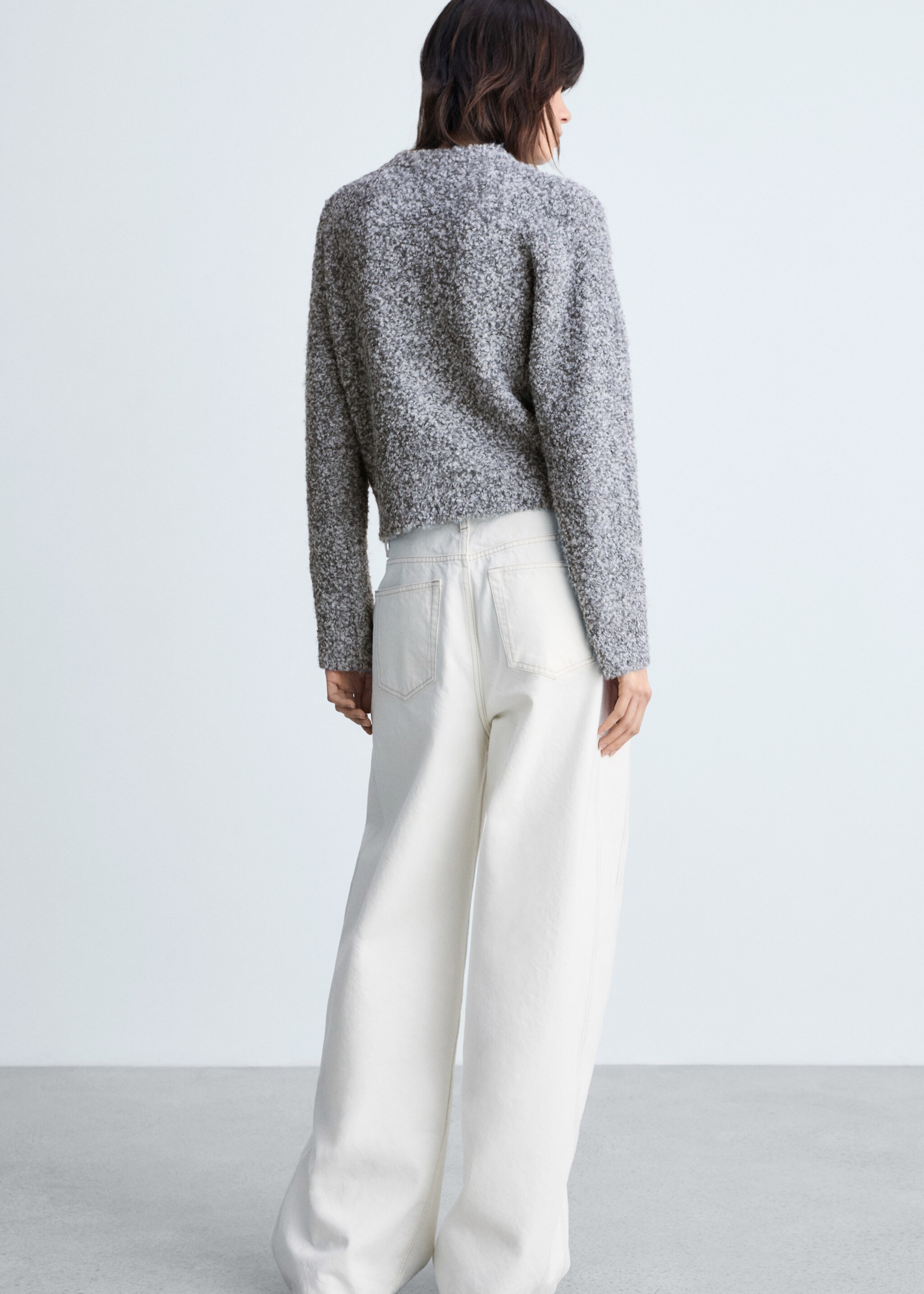 Round-neck bouclé sweater - Reverse of the article, Medium Heather Grey. Ref: 87000371-00.