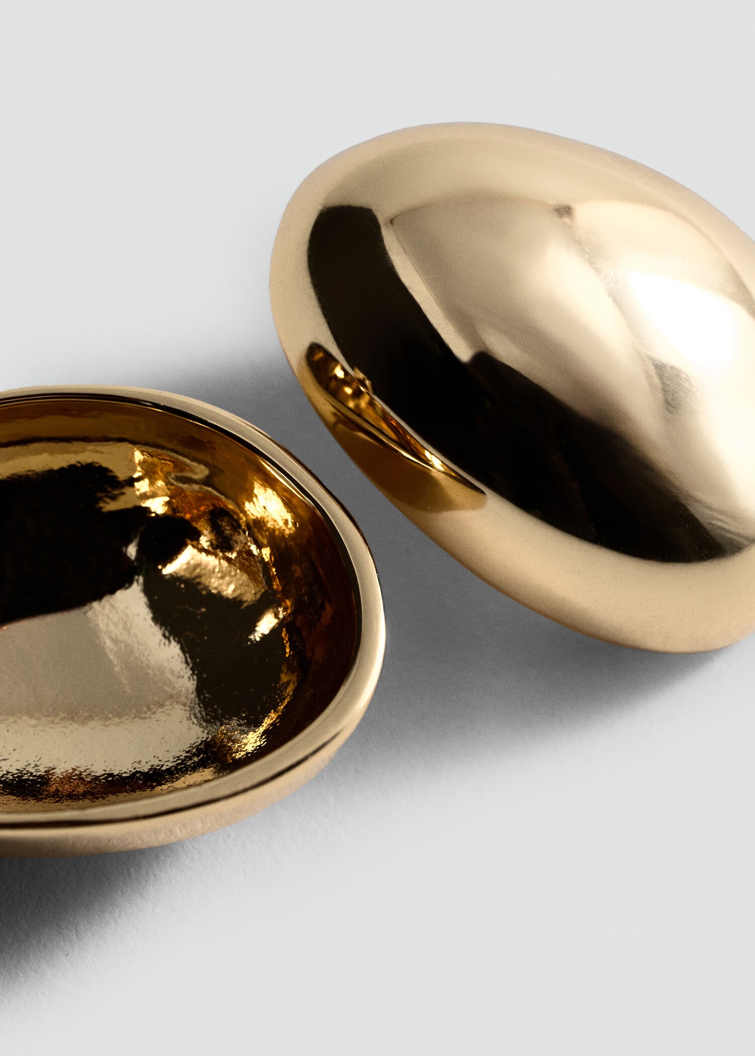 Boucles d'oreilles rondes volume - Plan moyen