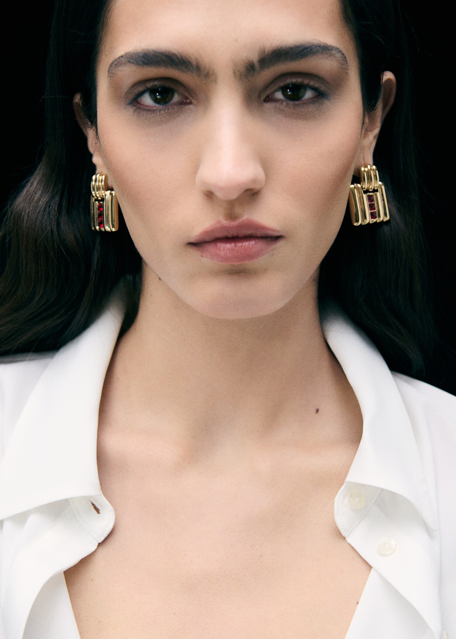 Boucles d'oreilles géométriques ornement cristaux - Détail de l'article 9