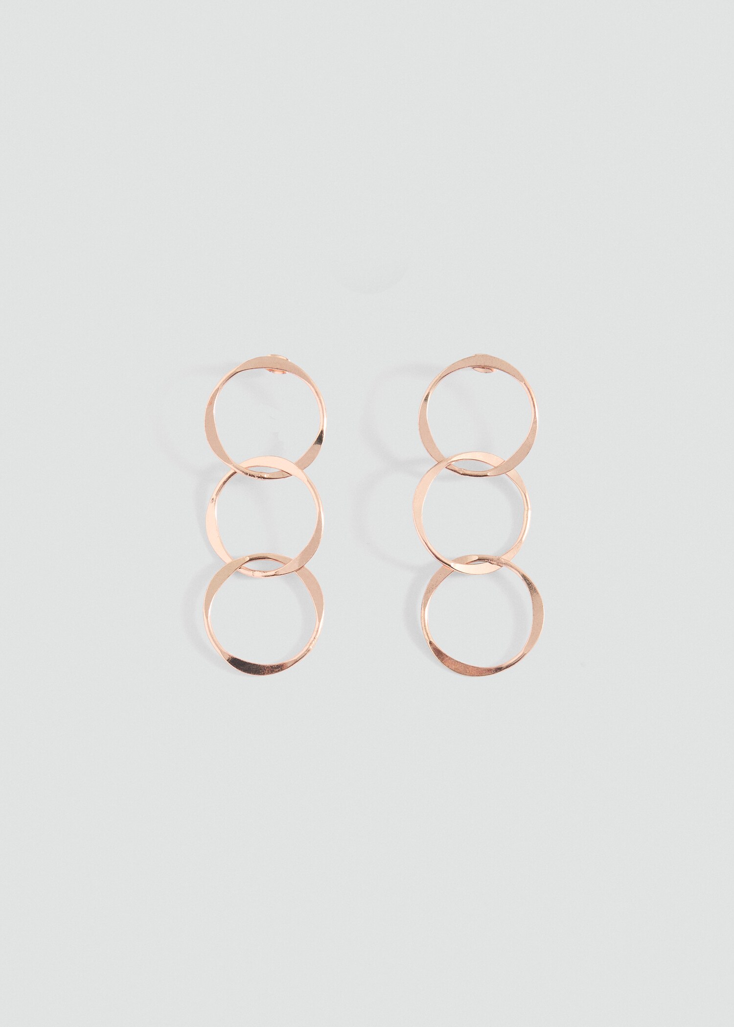 Ineengestrengelde oorringen - Artikel zonder model