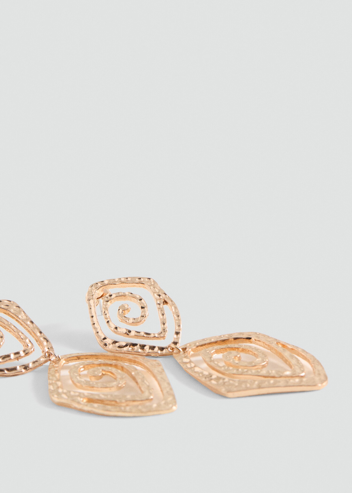 Oorhangers - Middenvlak