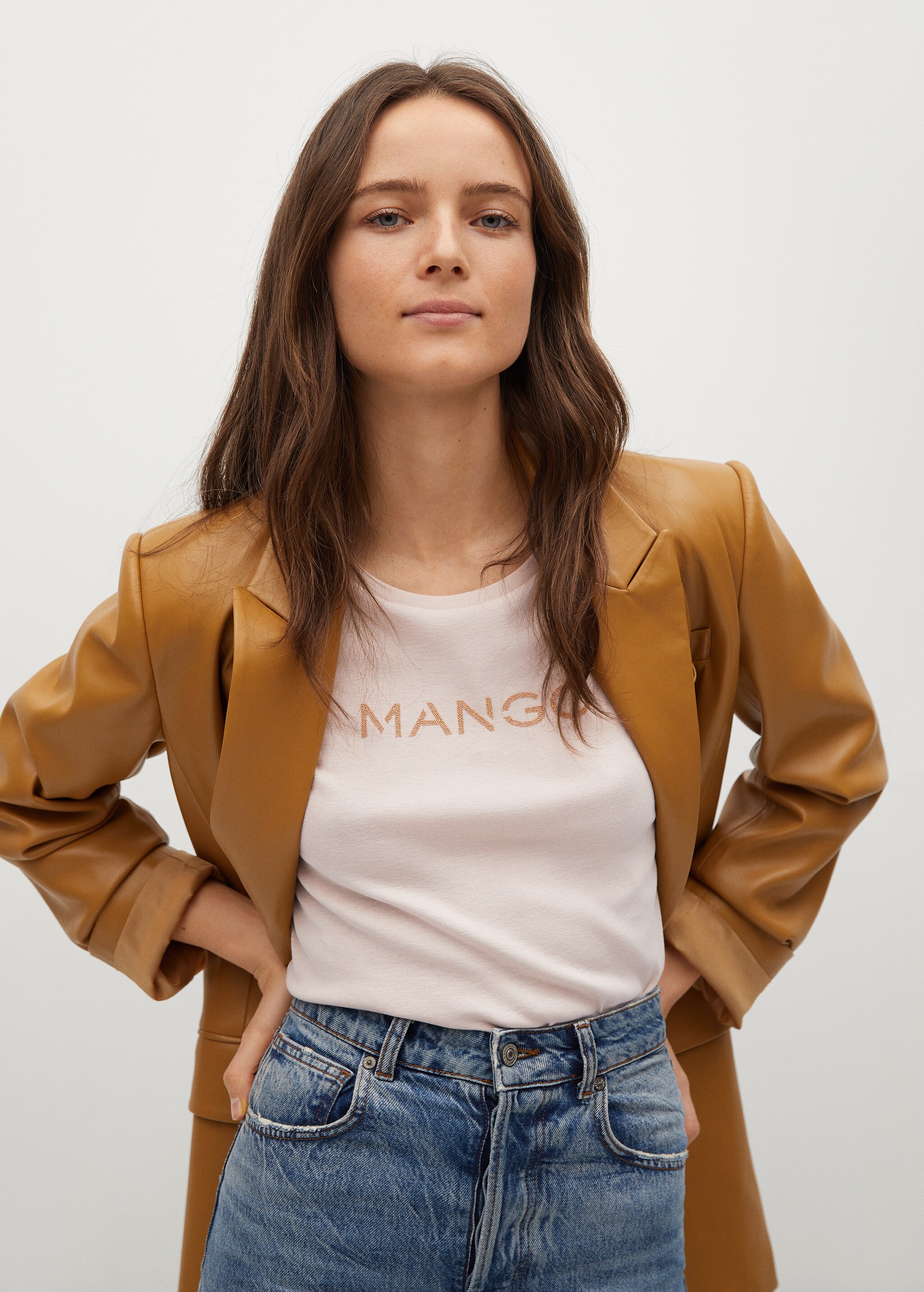 T-shirt met logo en korte mouwen - Detail van het artikel 1