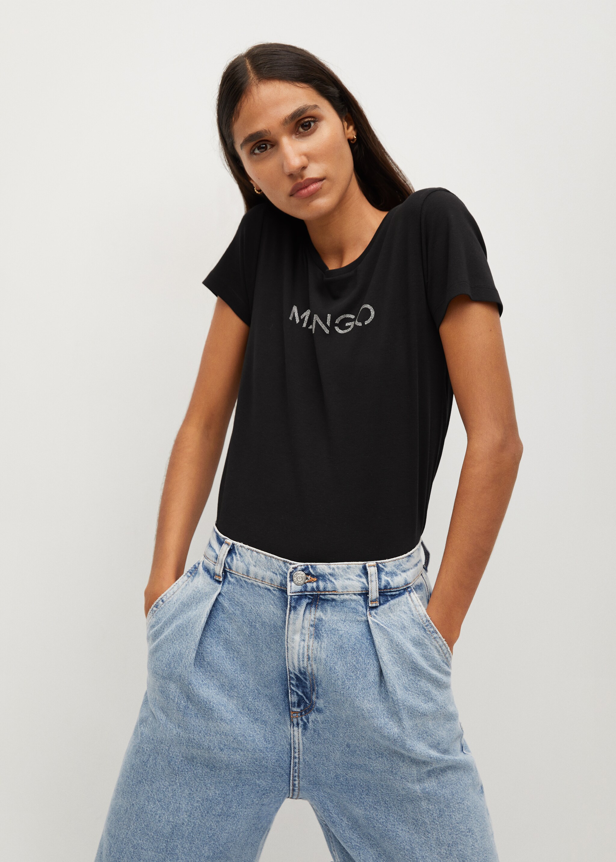Camiseta logo manga corta - Plano medio