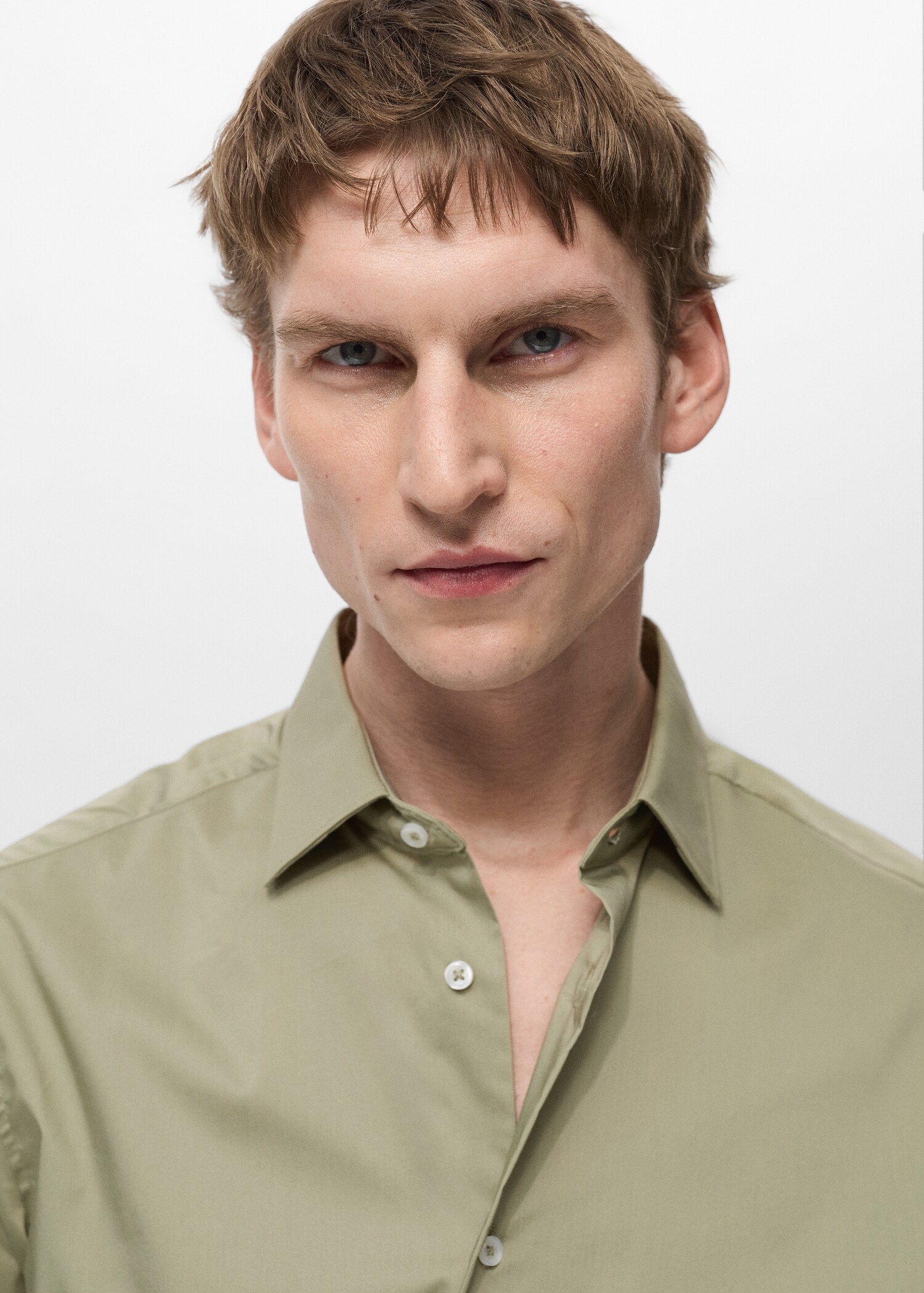 Regular Fit-Hemd aus Stretch-Baumwolle - Detail des Artikels 1