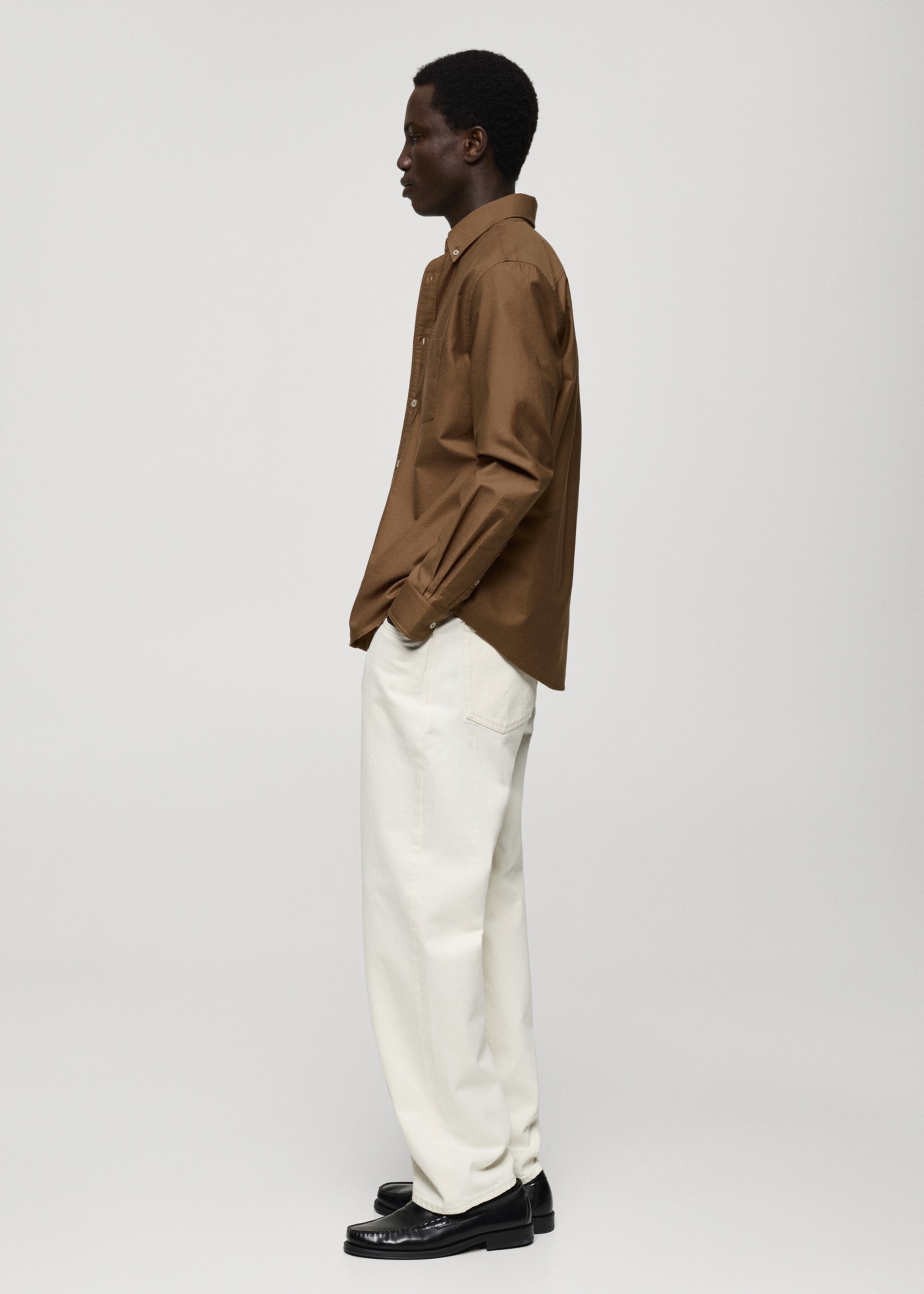 100% cotton Oxford shirt - Details of the article 2, Brown. Ref: 87000604-00.