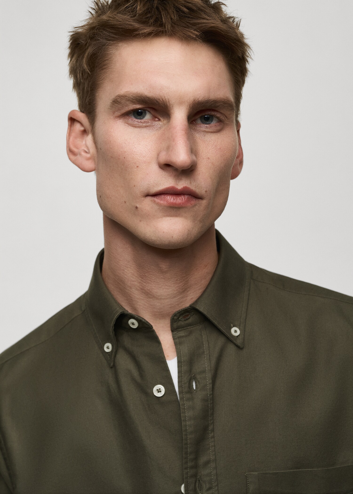 100% cotton Oxford shirt - Details of the article 1