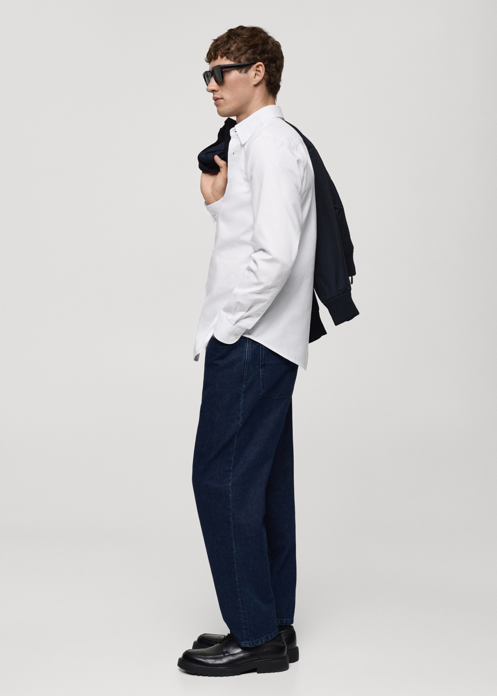 Chemise oxford 100 % coton - Détail de l'article 2, Blanc. Ref: 87000605-00.