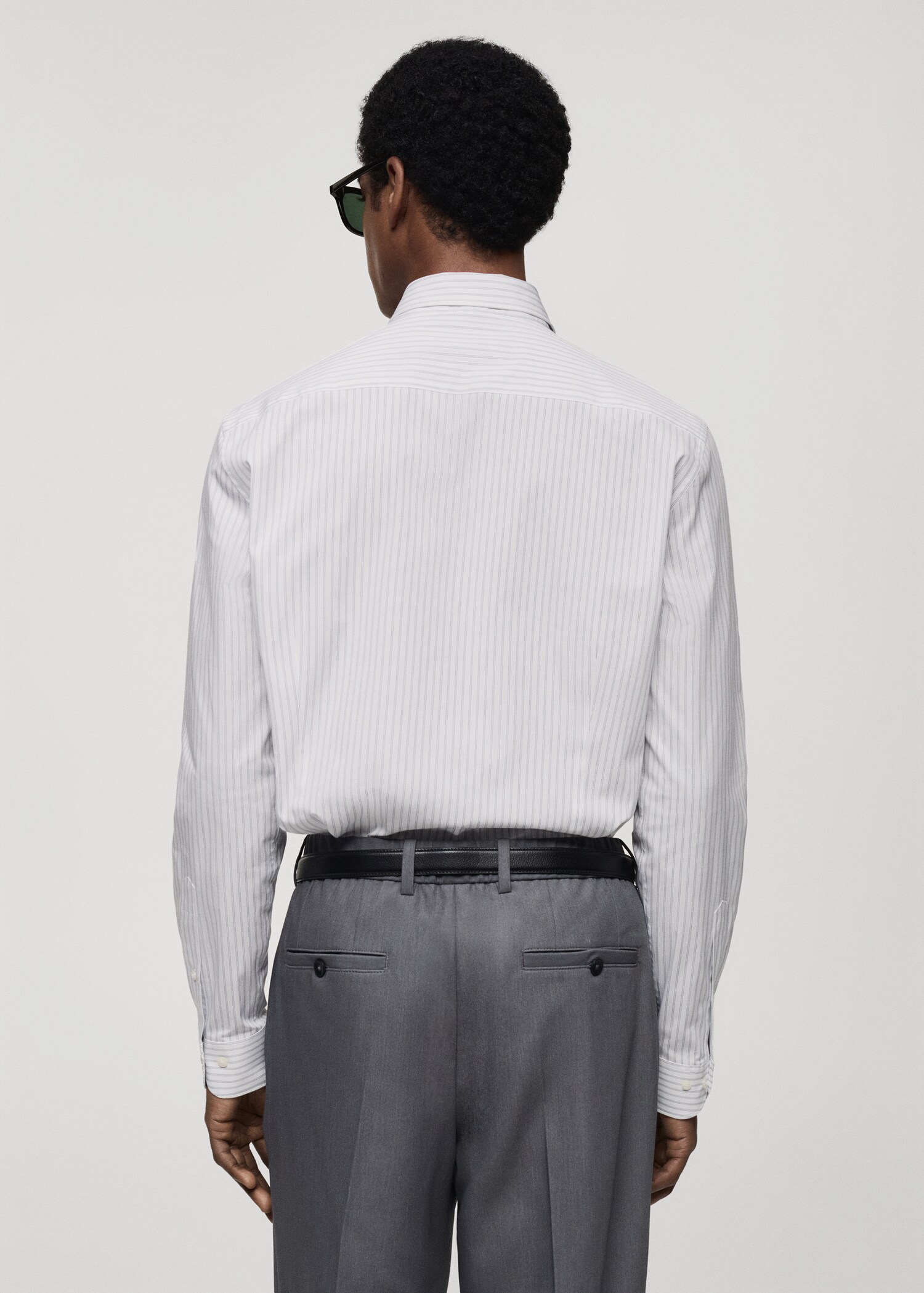 Bavlněná košile slim fit s proužky - Zadní strana zboží