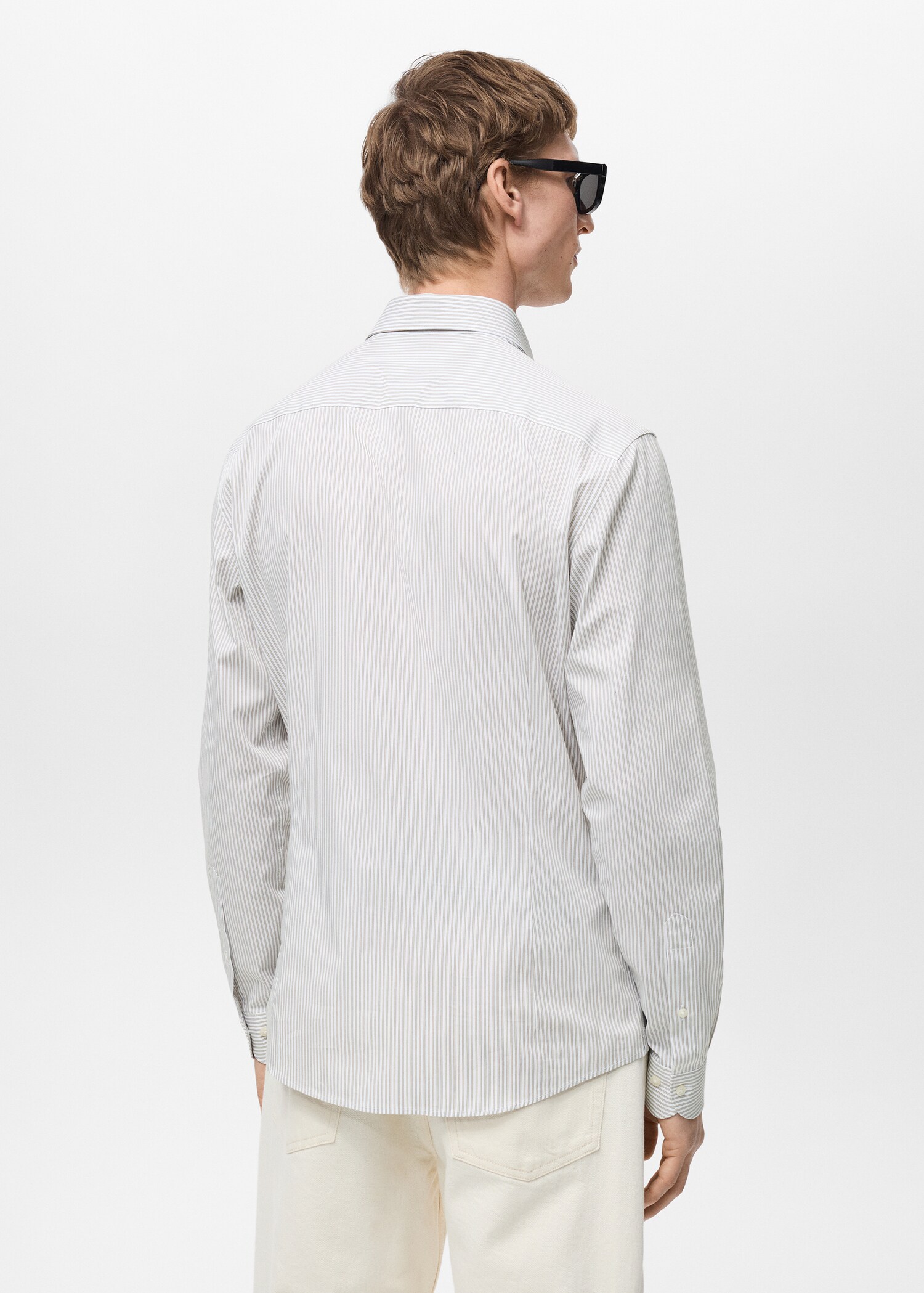 Bavlněná košile slim fit s proužky - Zadní strana zboží