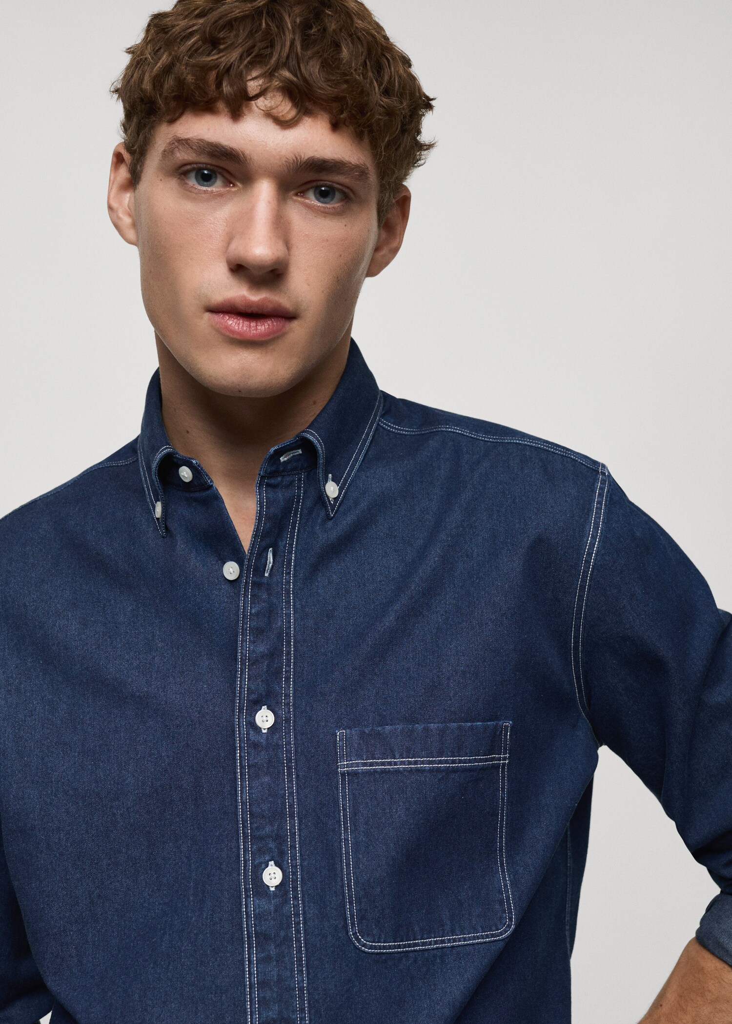 100% cotton denim shirt - Details of the article 1
