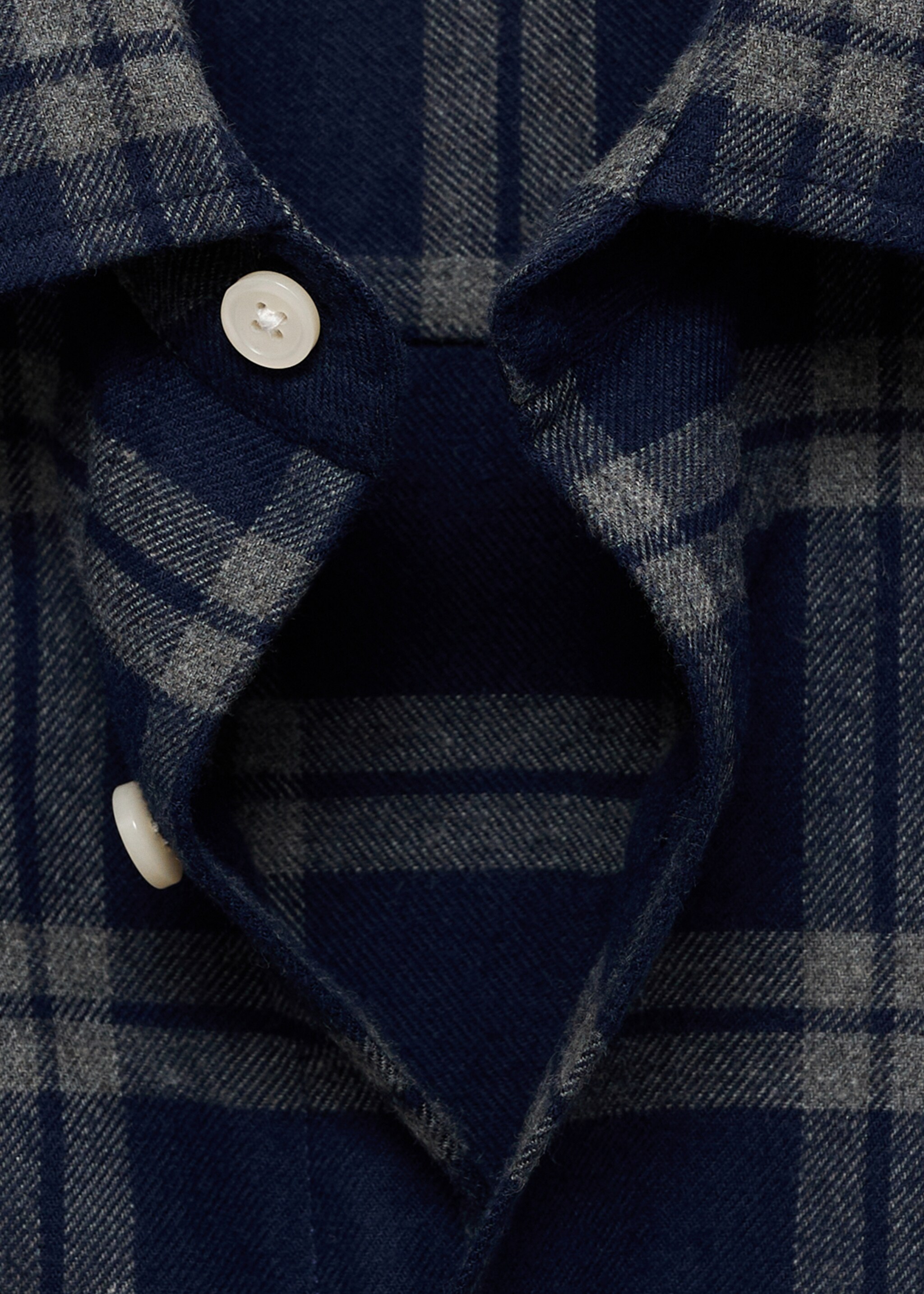100% cotton flannel check overshirt - Details of the article 8, Dark Navy. Ref: 87000610-00.