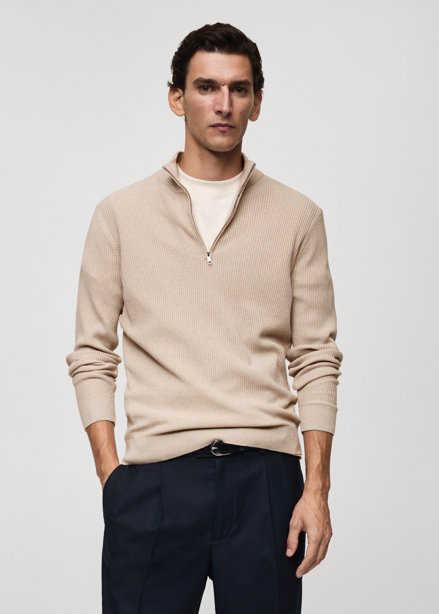 Ribbed sweater with zip neck - Medium plane